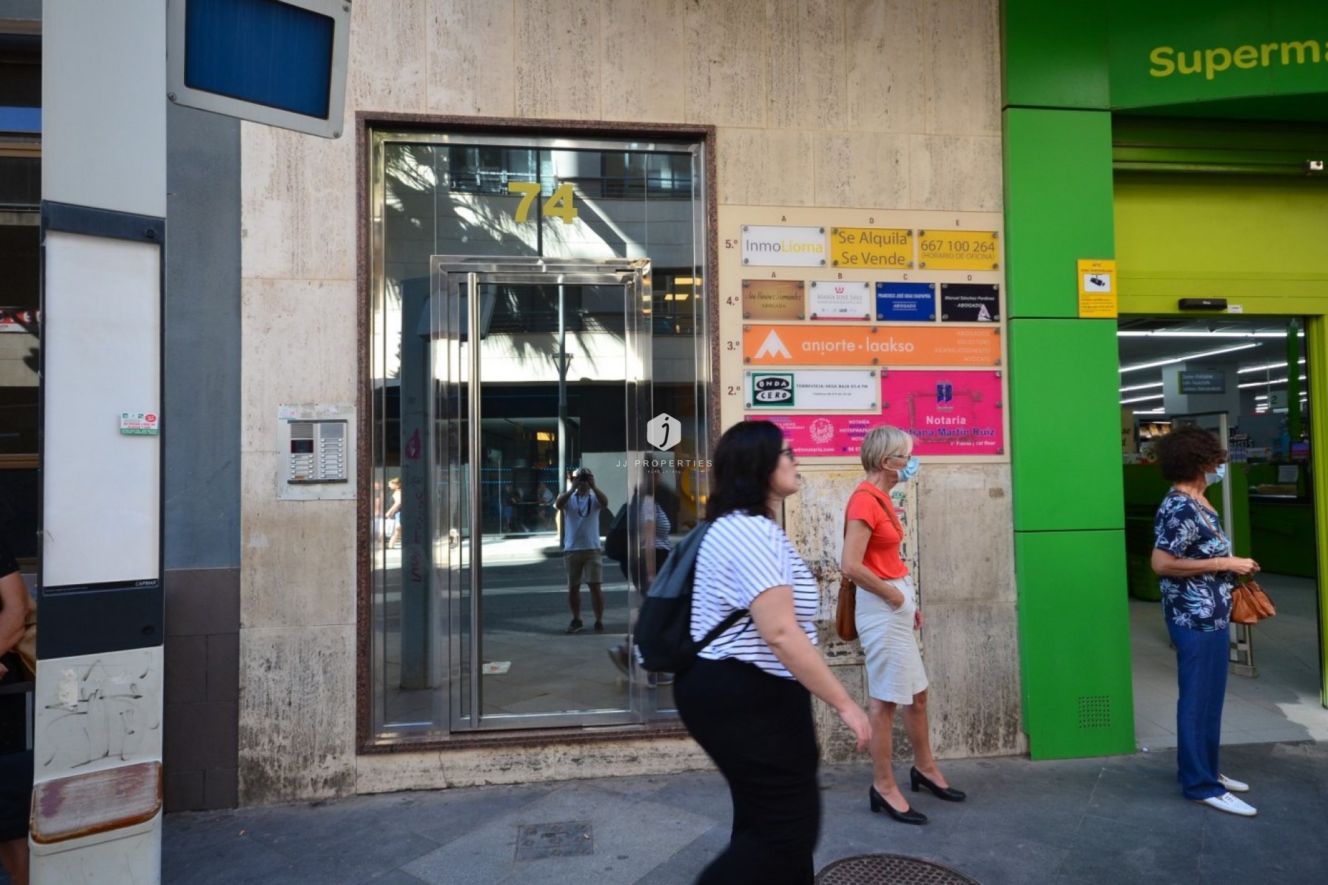 Z drugiej ręki - Mieszkanie w bloku -
Torrevieja - Centro