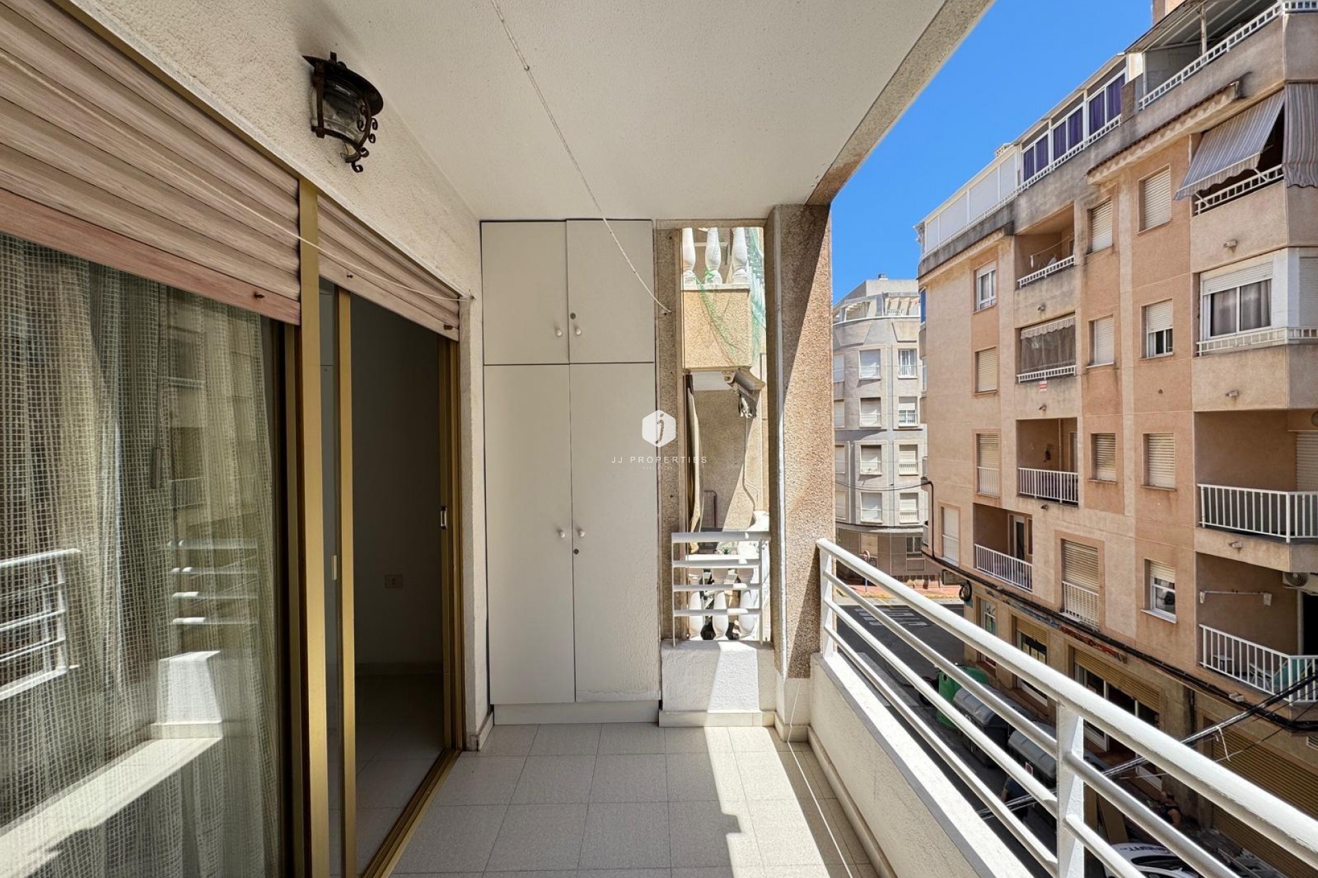 Z drugiej ręki - Mieszkanie w bloku -
Torrevieja - Centro