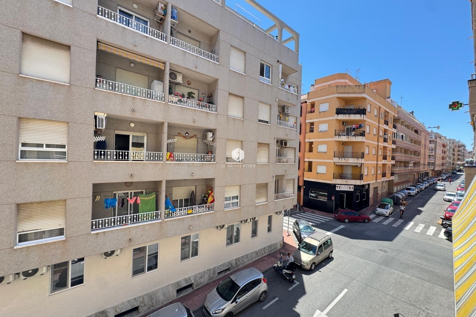 Z drugiej ręki - Mieszkanie w bloku -
Torrevieja - Centro