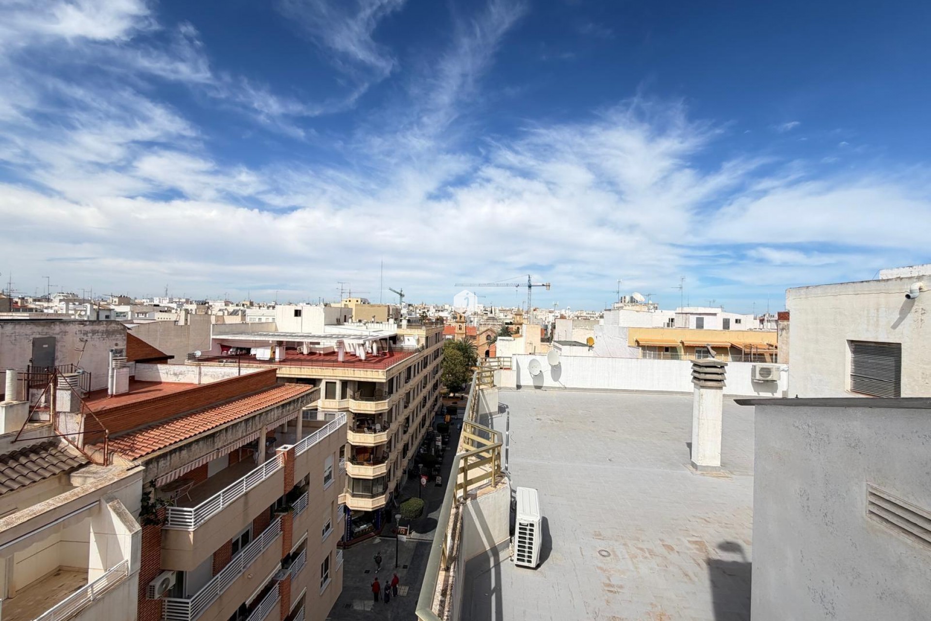Z drugiej ręki - Mieszkanie w bloku -
Torrevieja - Centro