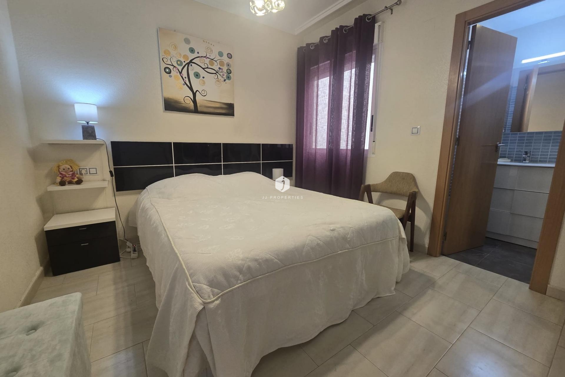 Z drugiej ręki - Mieszkanie w bloku -
Torrevieja - Centro