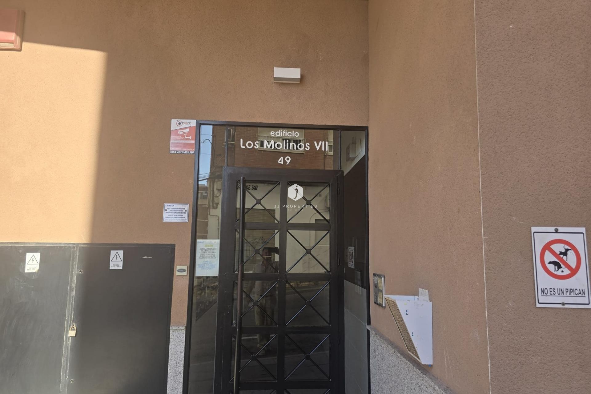 Z drugiej ręki - Mieszkanie w bloku -
Torrevieja - Centro