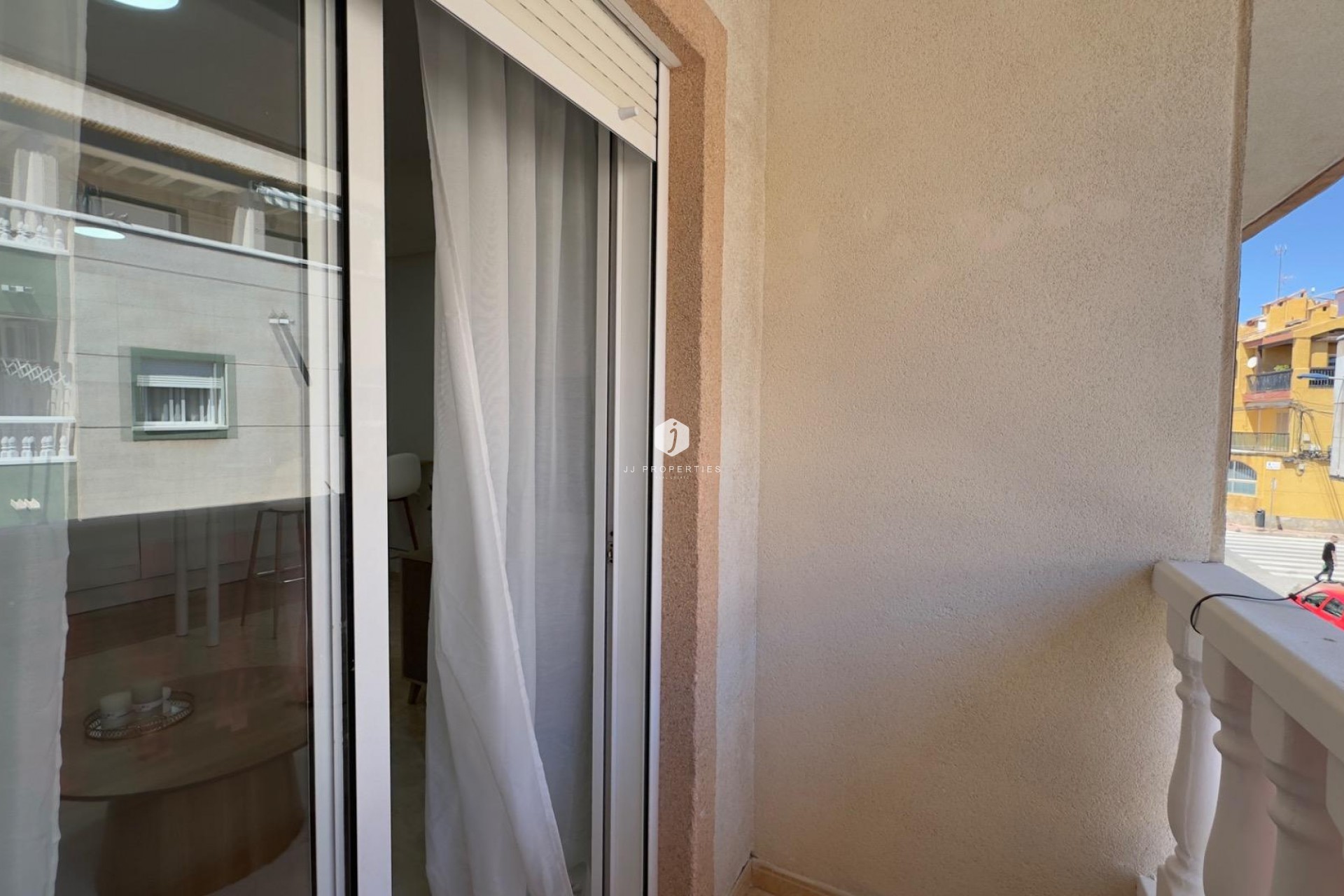 Z drugiej ręki - Mieszkanie w bloku -
Torrevieja - Centro