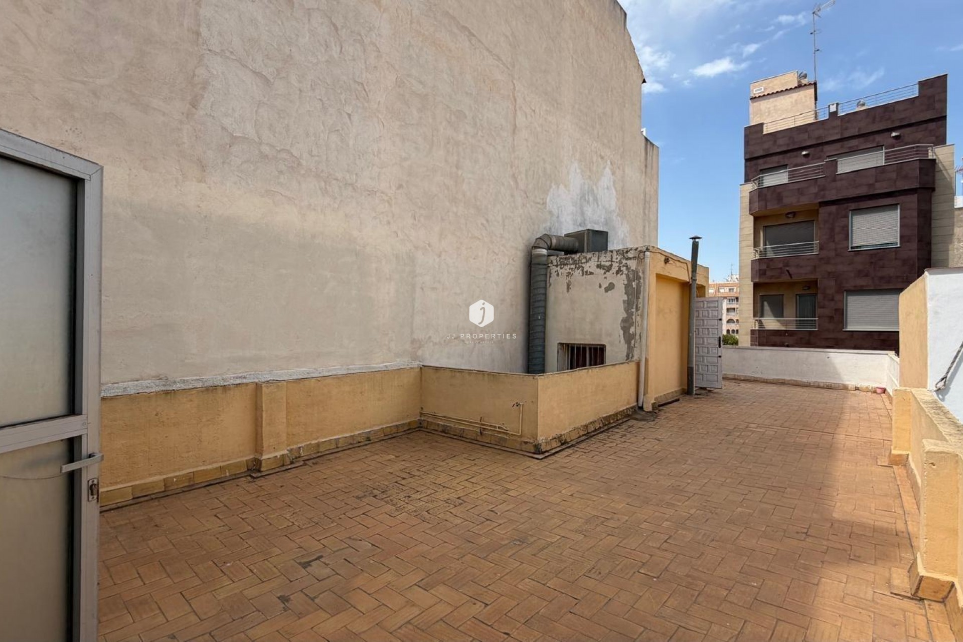 Z drugiej ręki - Mieszkanie w bloku -
Torrevieja - Centro