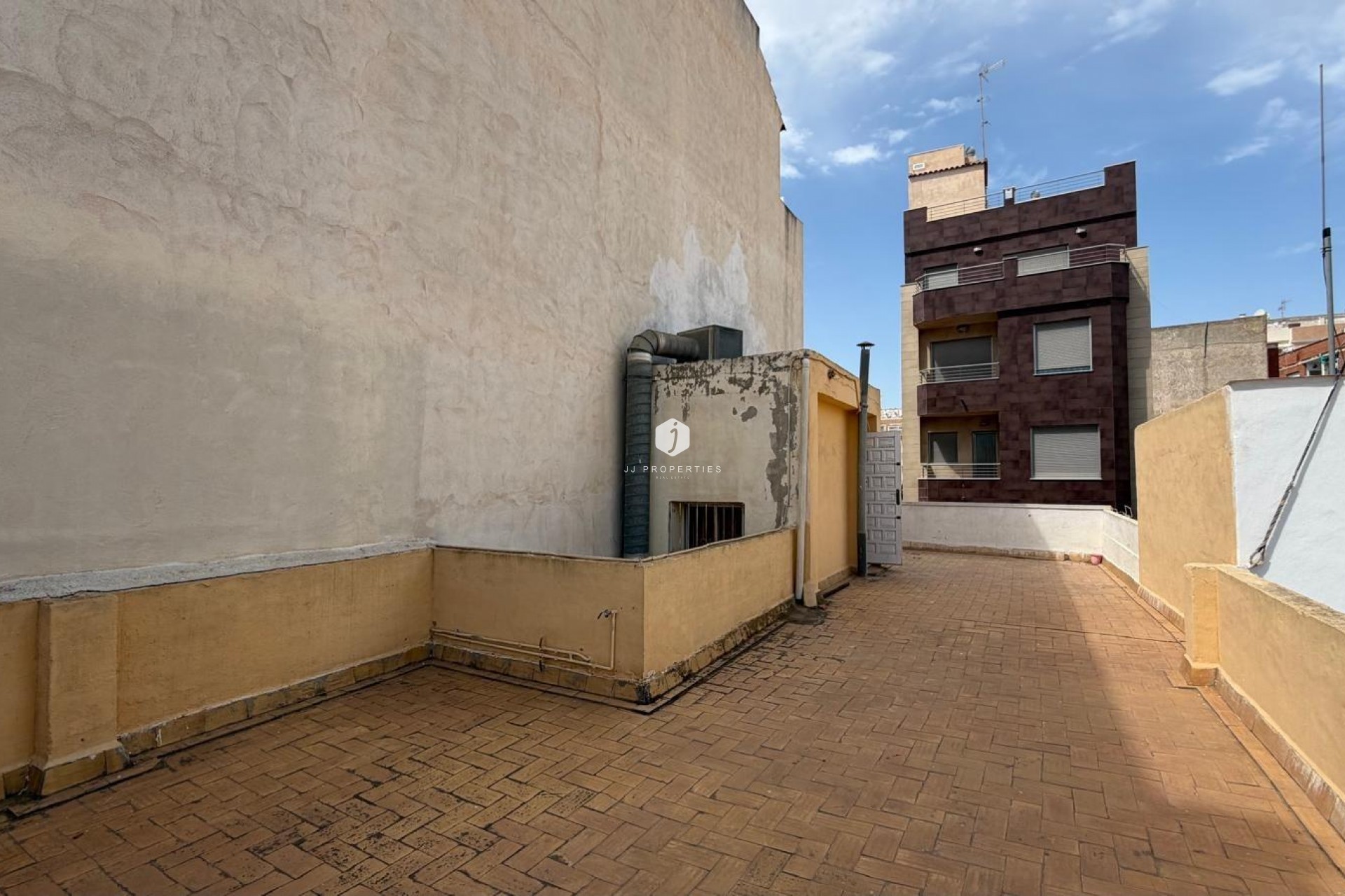 Z drugiej ręki - Mieszkanie w bloku -
Torrevieja - Centro