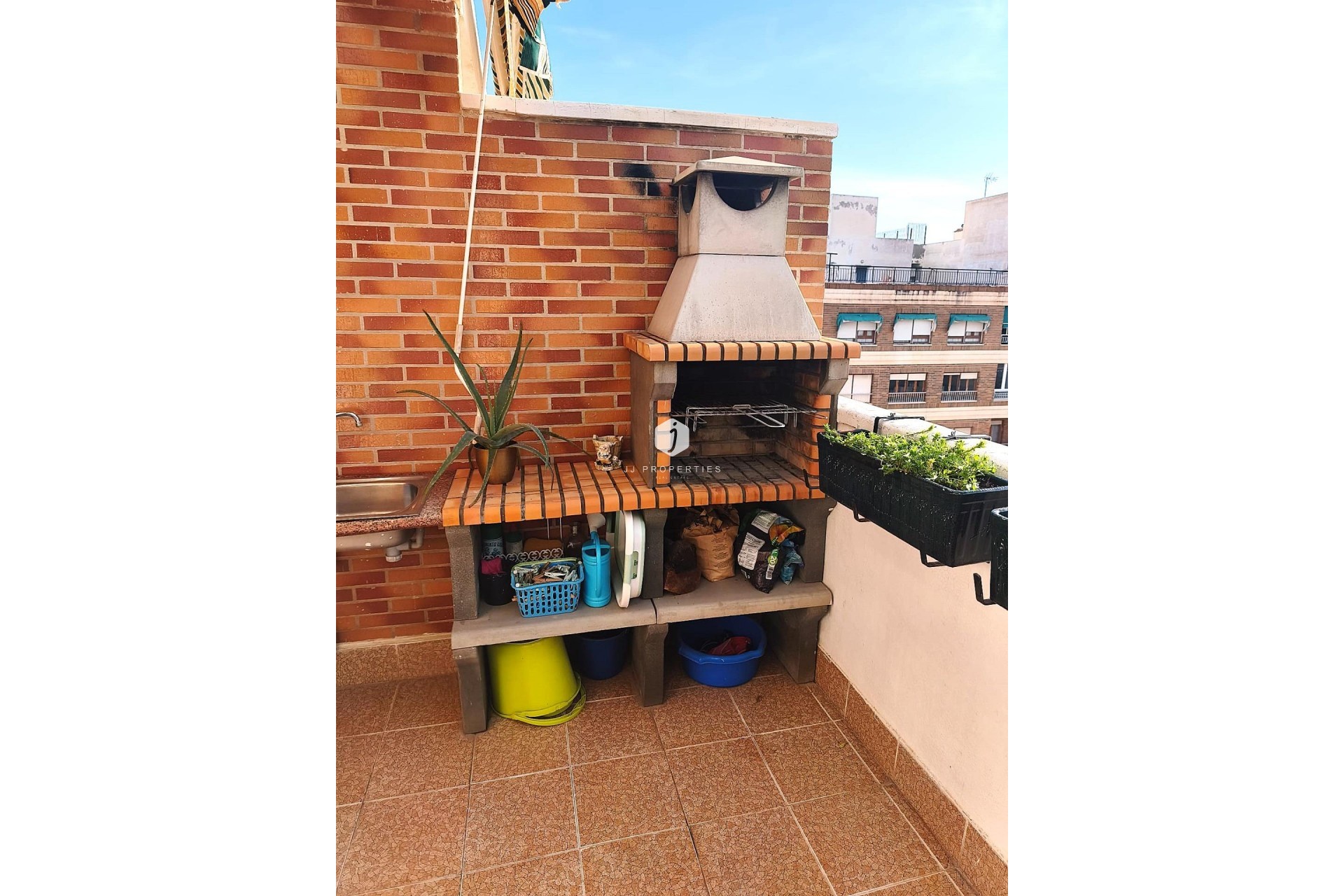 Z drugiej ręki - Mieszkanie w bloku -
Torrevieja - Centro