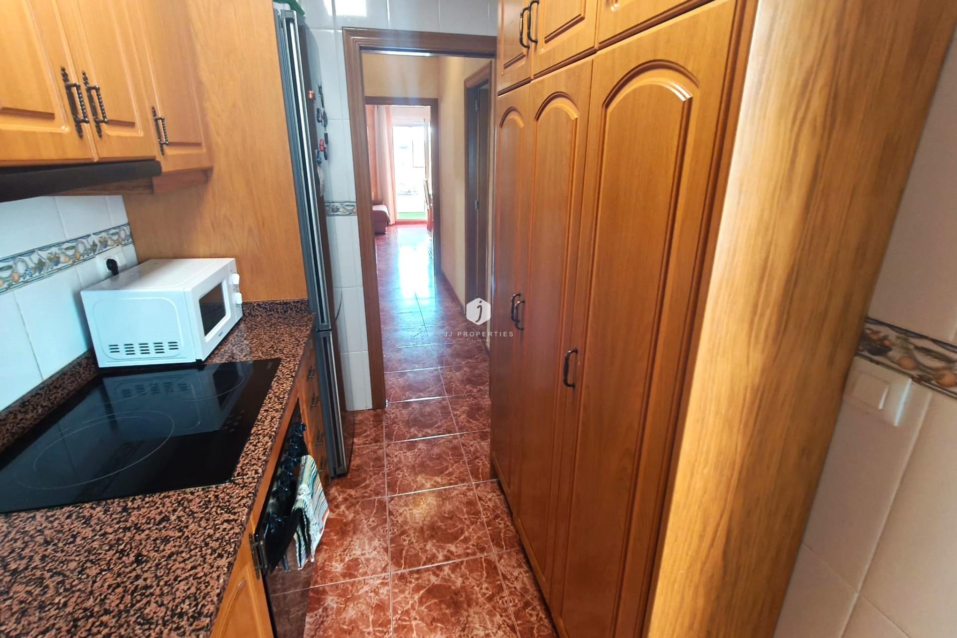 Z drugiej ręki - Mieszkanie w bloku -
Torrevieja - Centro