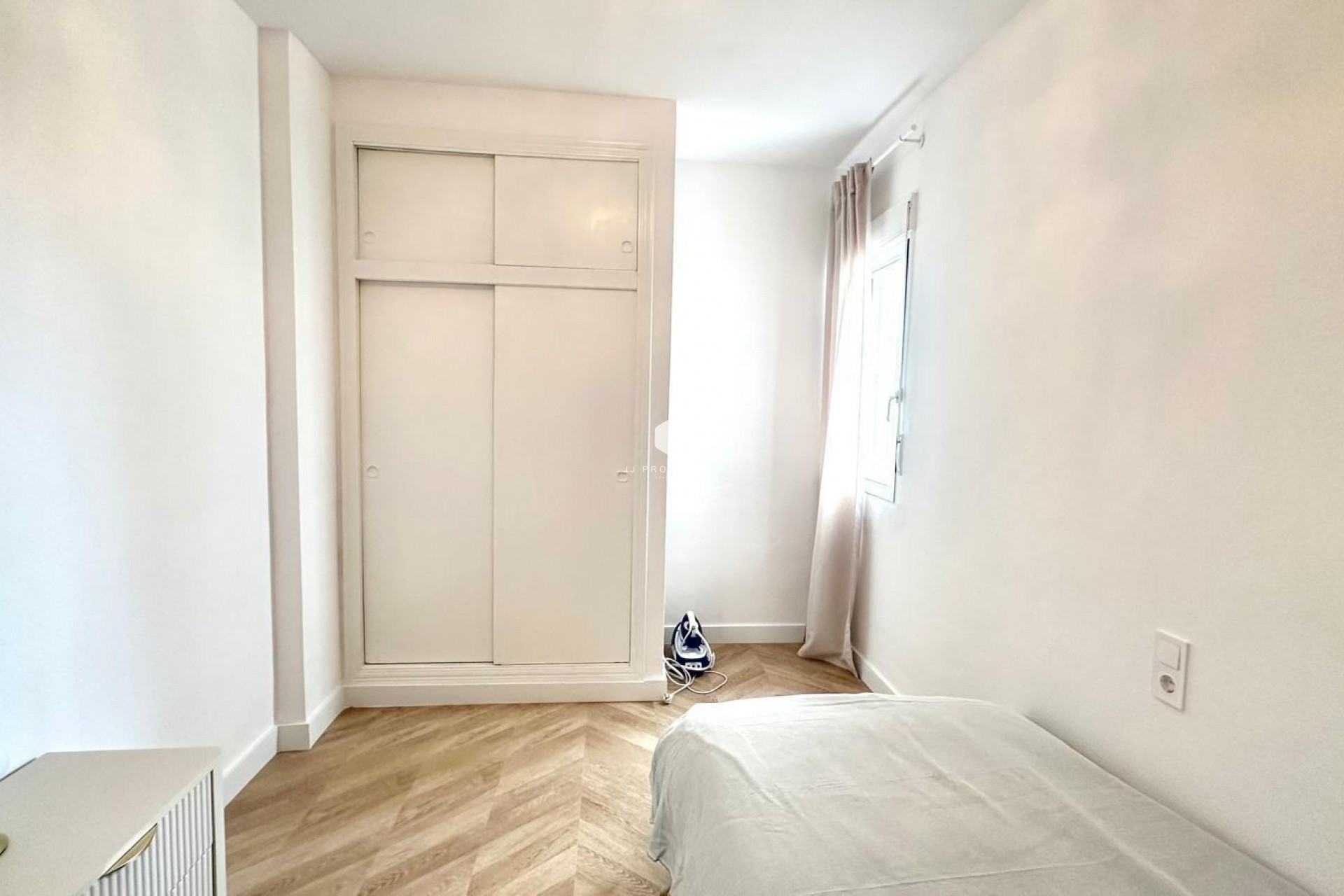 Z drugiej ręki - Mieszkanie w bloku -
Torrevieja - Centro