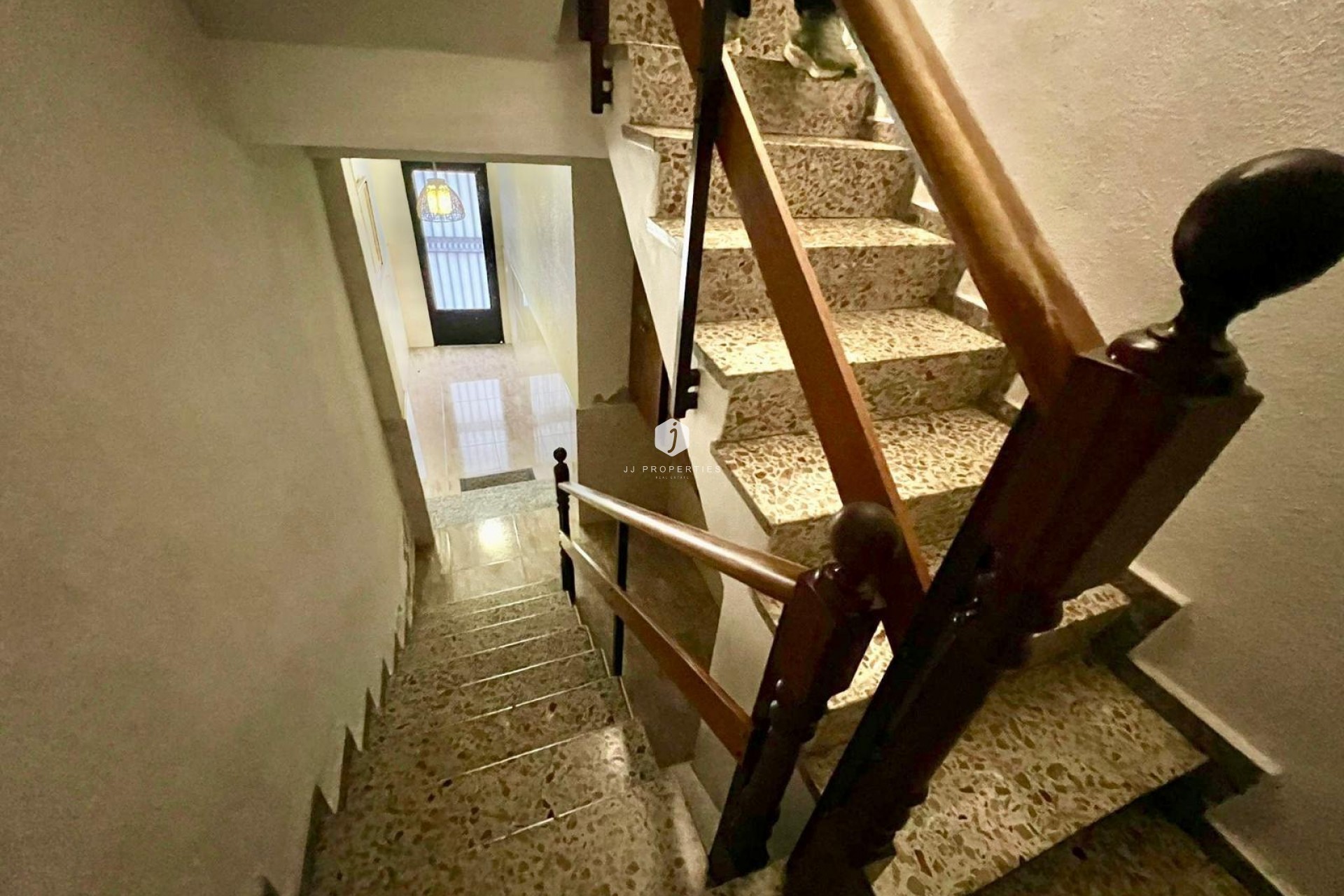 Z drugiej ręki - Mieszkanie w bloku -
Torrevieja - Centro