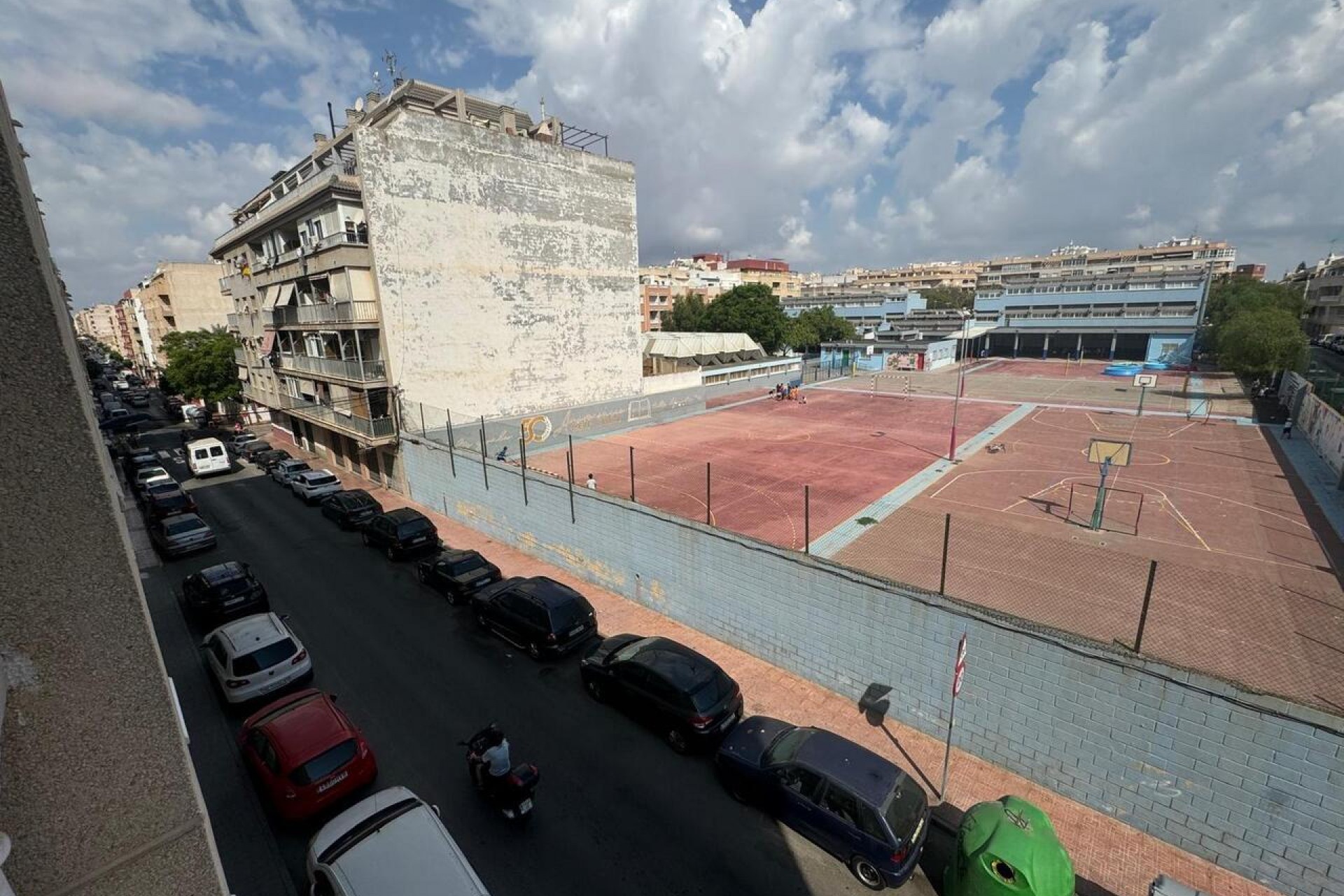 Z drugiej ręki - Mieszkanie w bloku -
Torrevieja - Costa Blanca