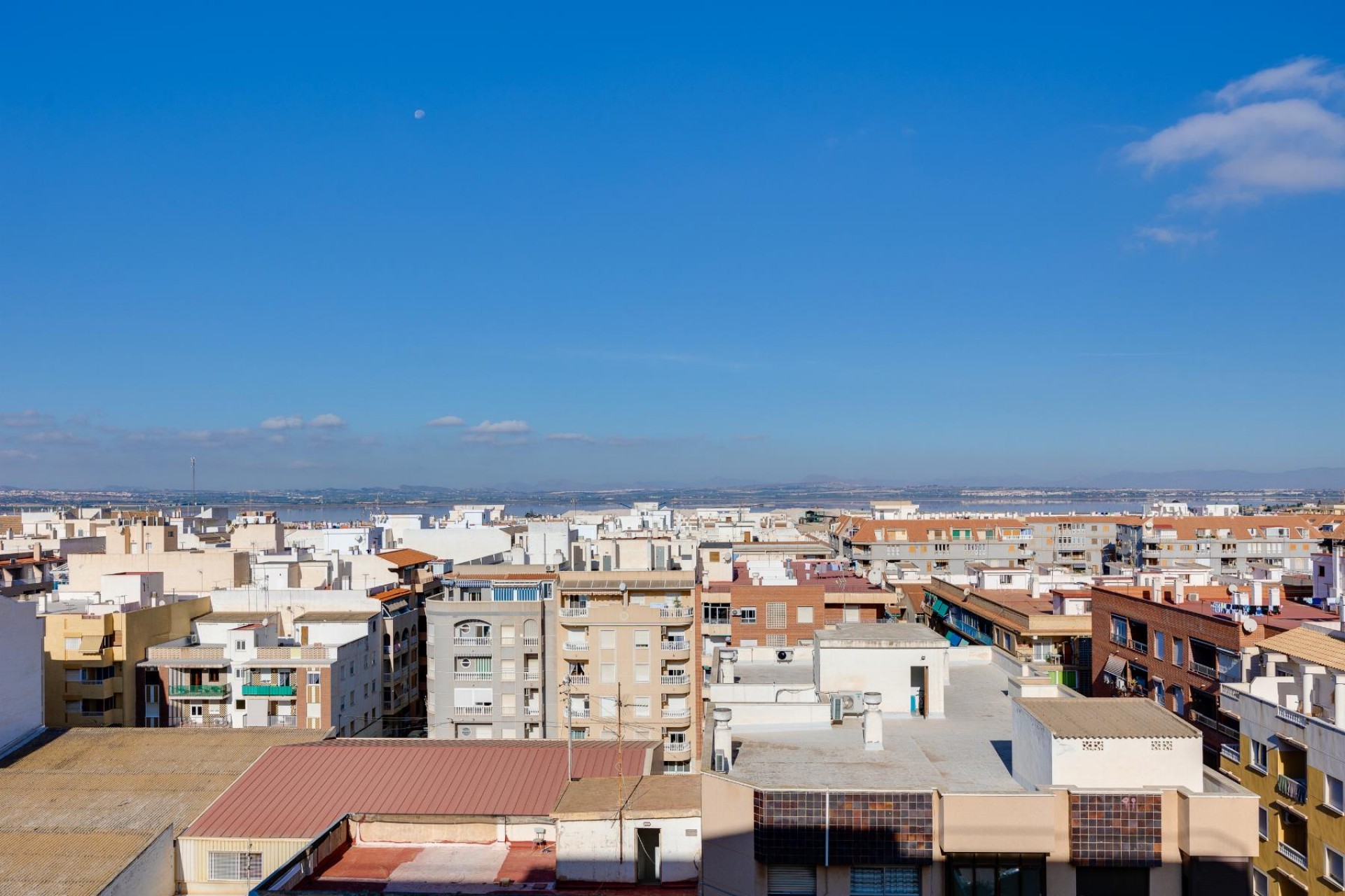 Z drugiej ręki - Mieszkanie w bloku -
Torrevieja - Costa Blanca