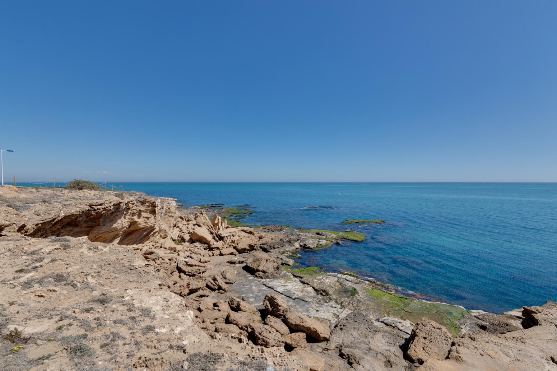 Z drugiej ręki - Mieszkanie w bloku -
Torrevieja - Costa Blanca