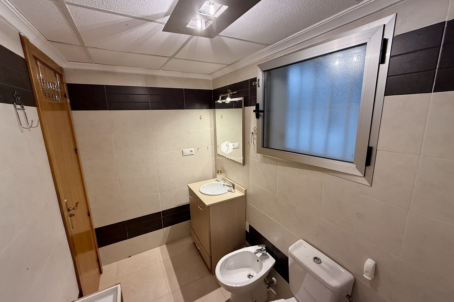 Z drugiej ręki - Mieszkanie w bloku -
Torrevieja - Costa Blanca