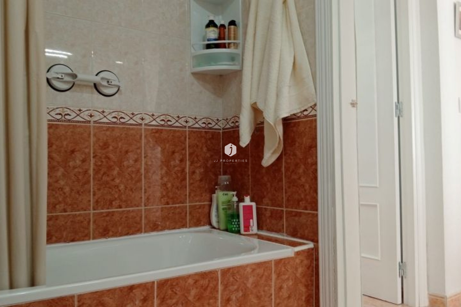 Z drugiej ręki - Mieszkanie w bloku -
Torrevieja - Costa Blanca