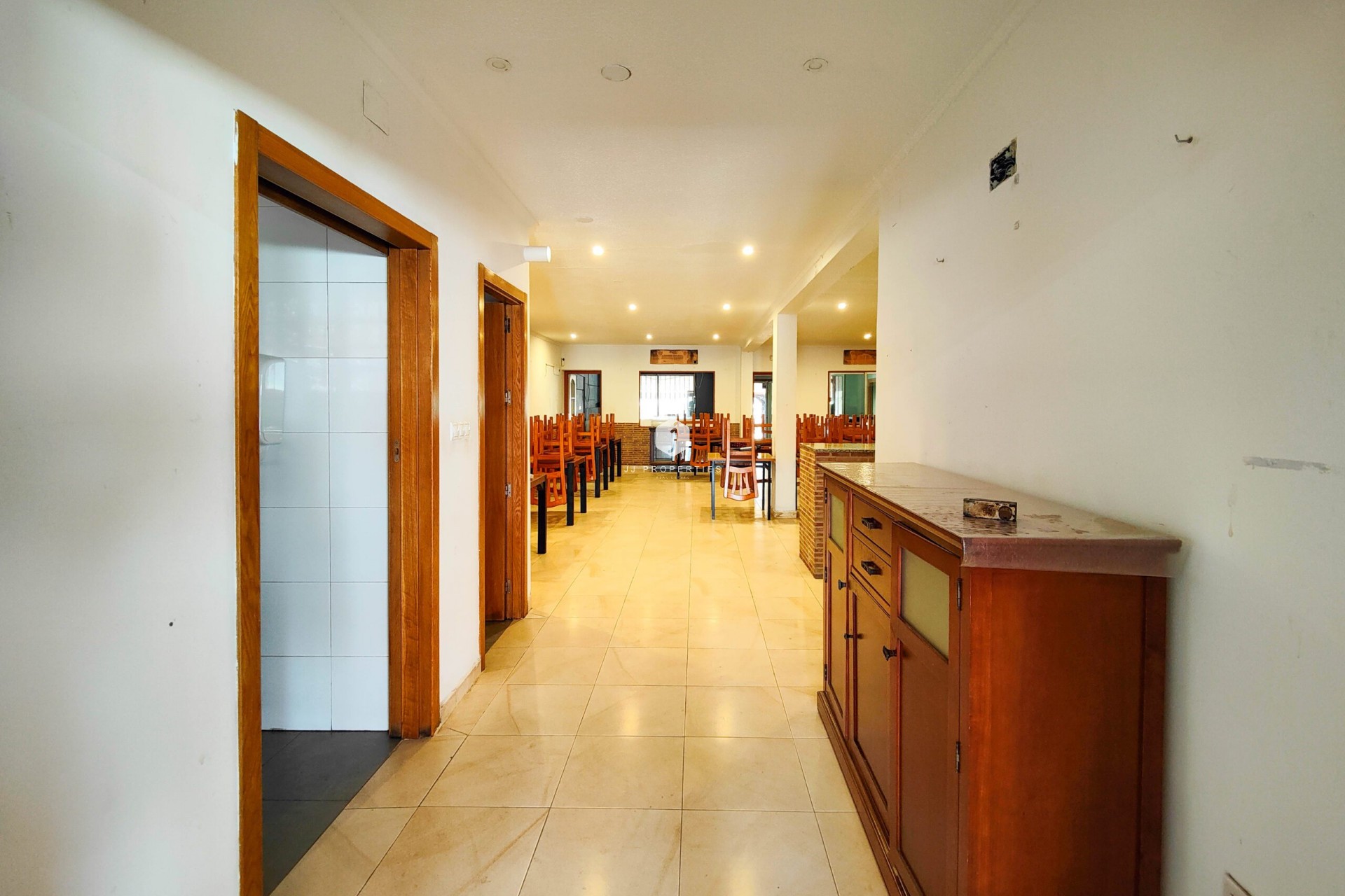 Z drugiej ręki - Mieszkanie w bloku -
Torrevieja - Costa Blanca