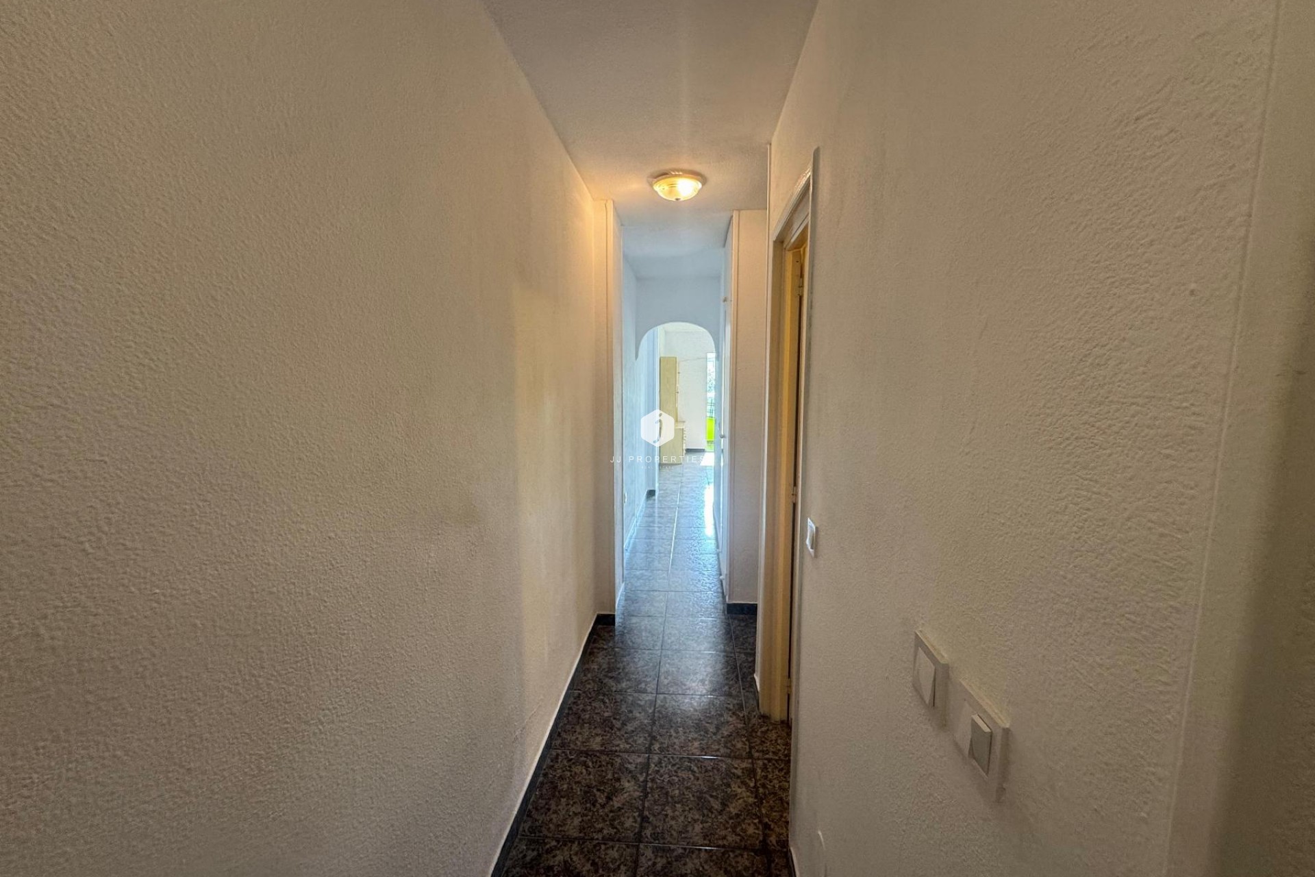 Z drugiej ręki - Mieszkanie w bloku -
Torrevieja - Costa Blanca