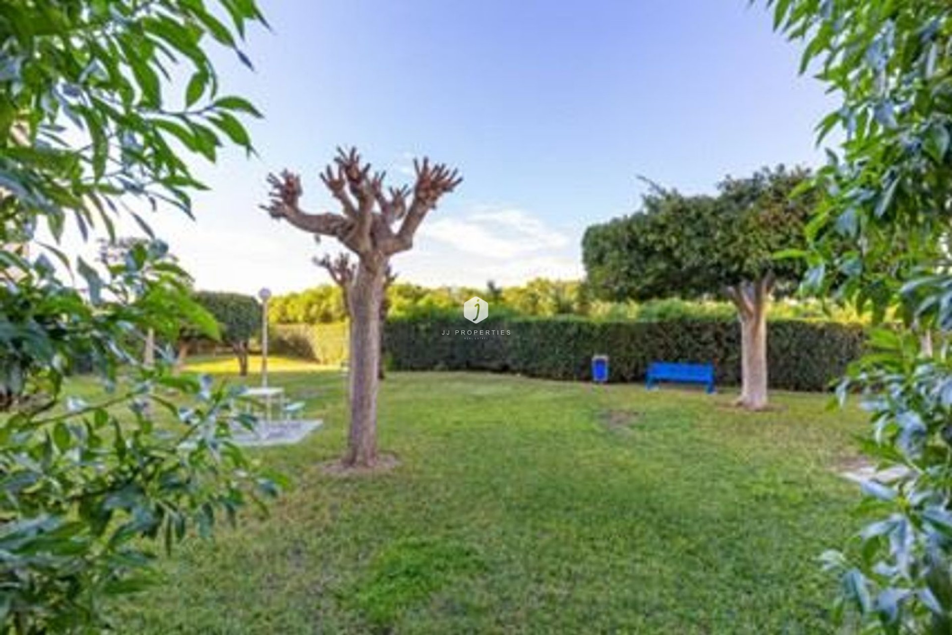 Z drugiej ręki - Mieszkanie w bloku -
Torrevieja - Costa Blanca