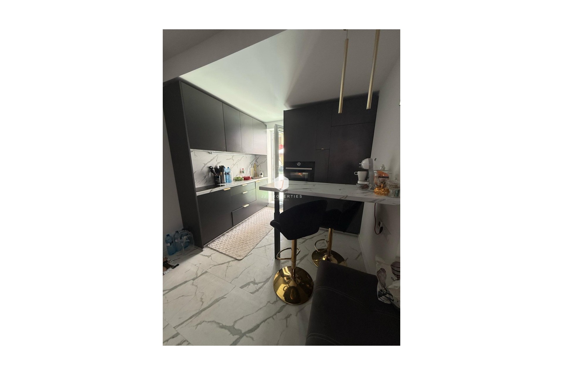 Z drugiej ręki - Mieszkanie w bloku -
Torrevieja - Costa Blanca