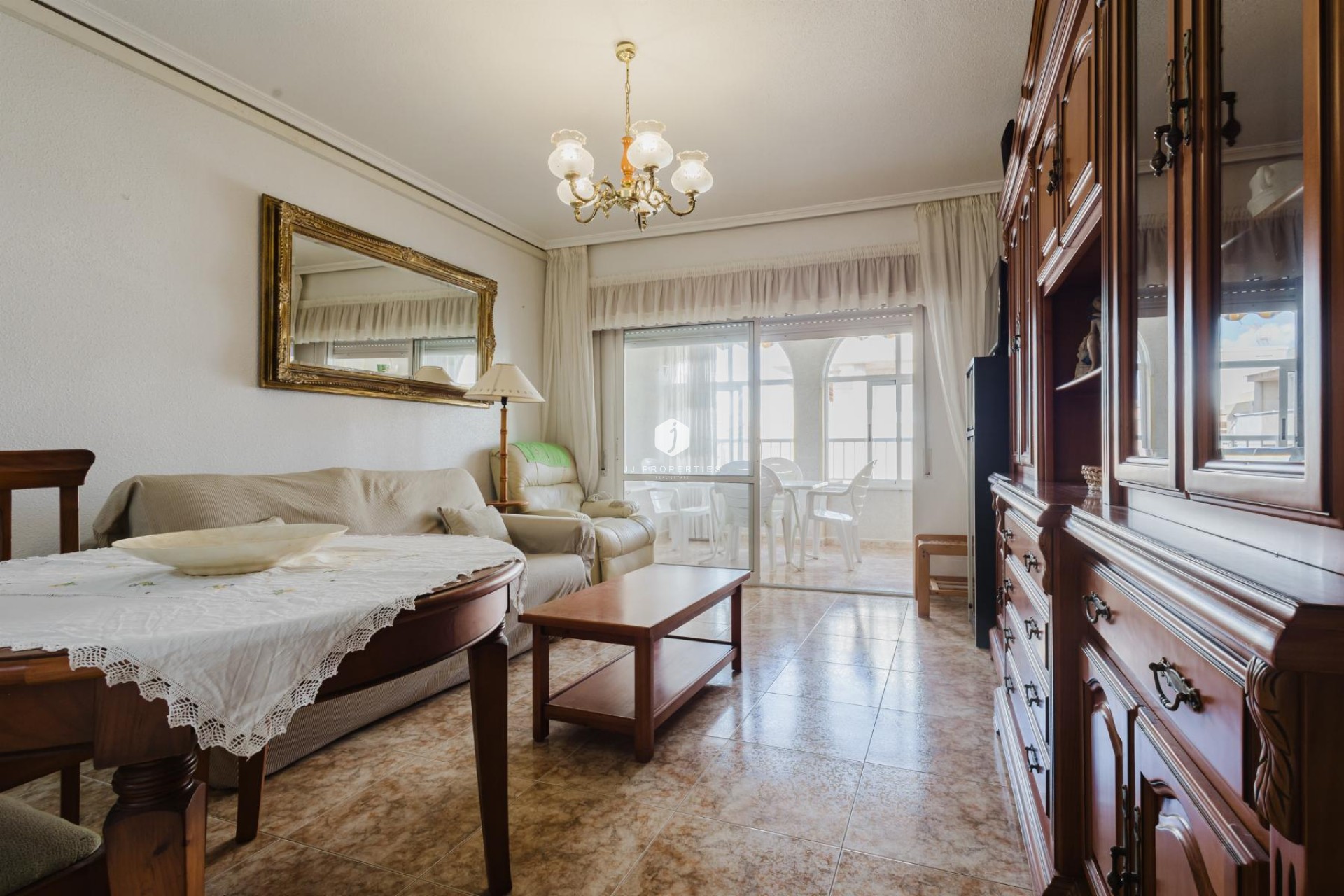 Z drugiej ręki - Mieszkanie w bloku -
Torrevieja - Costa Blanca