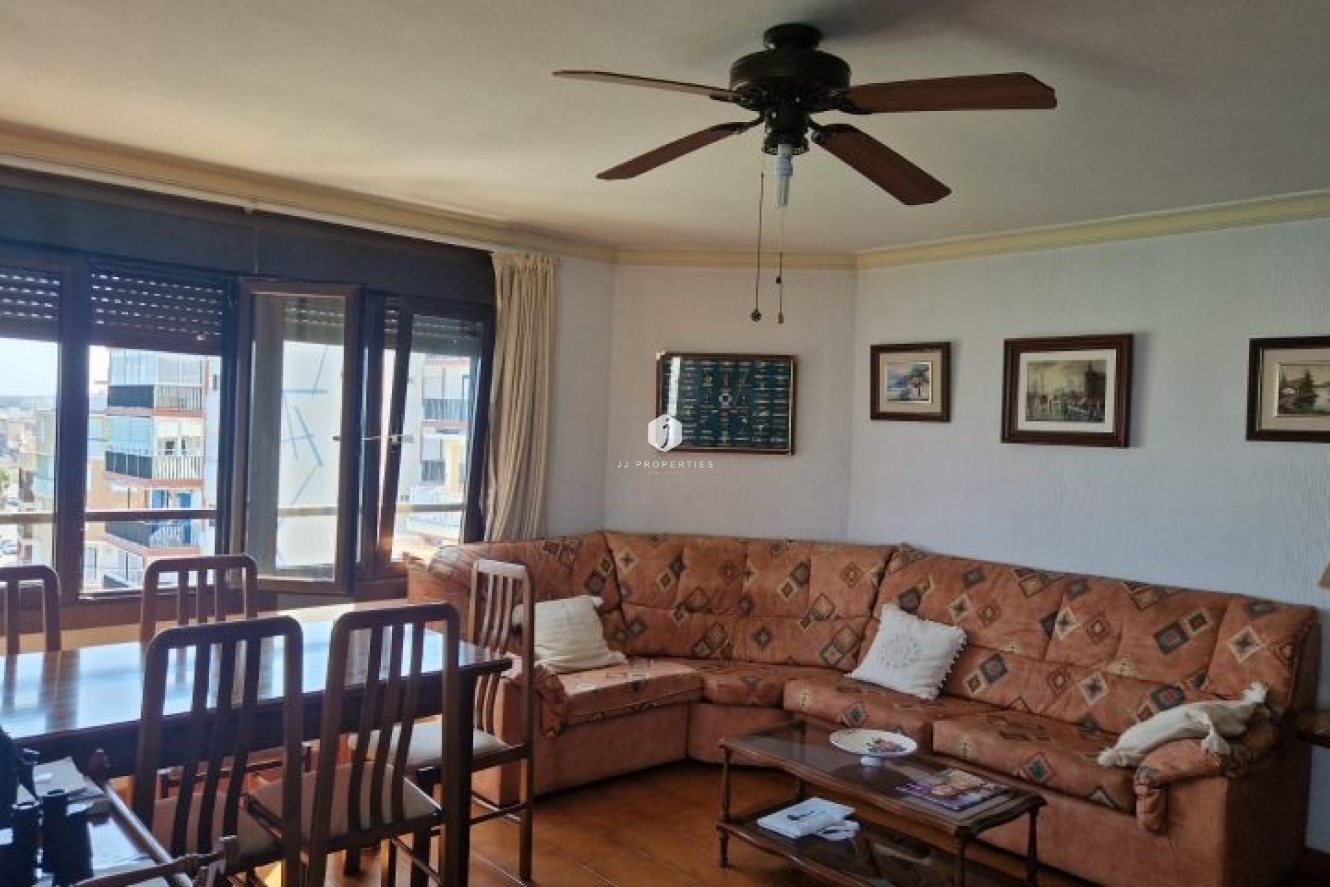 Z drugiej ręki - Mieszkanie w bloku -
Torrevieja - Costa Blanca