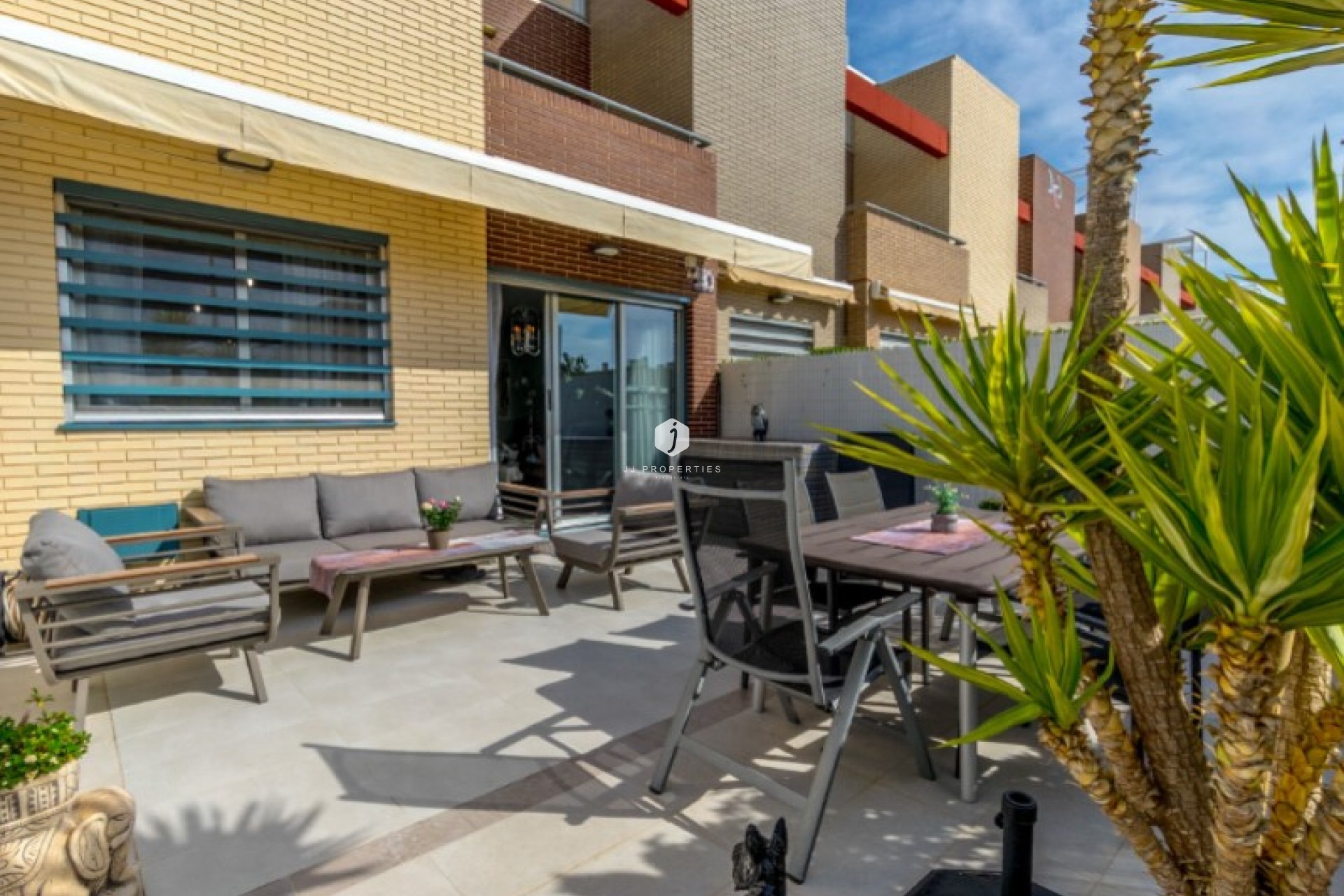 Z drugiej ręki - Mieszkanie w bloku -
Torrevieja - Costa Blanca