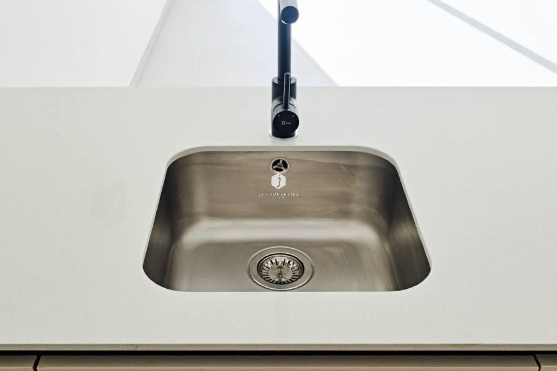 Z drugiej ręki - Mieszkanie w bloku -
Torrevieja - Costa Blanca