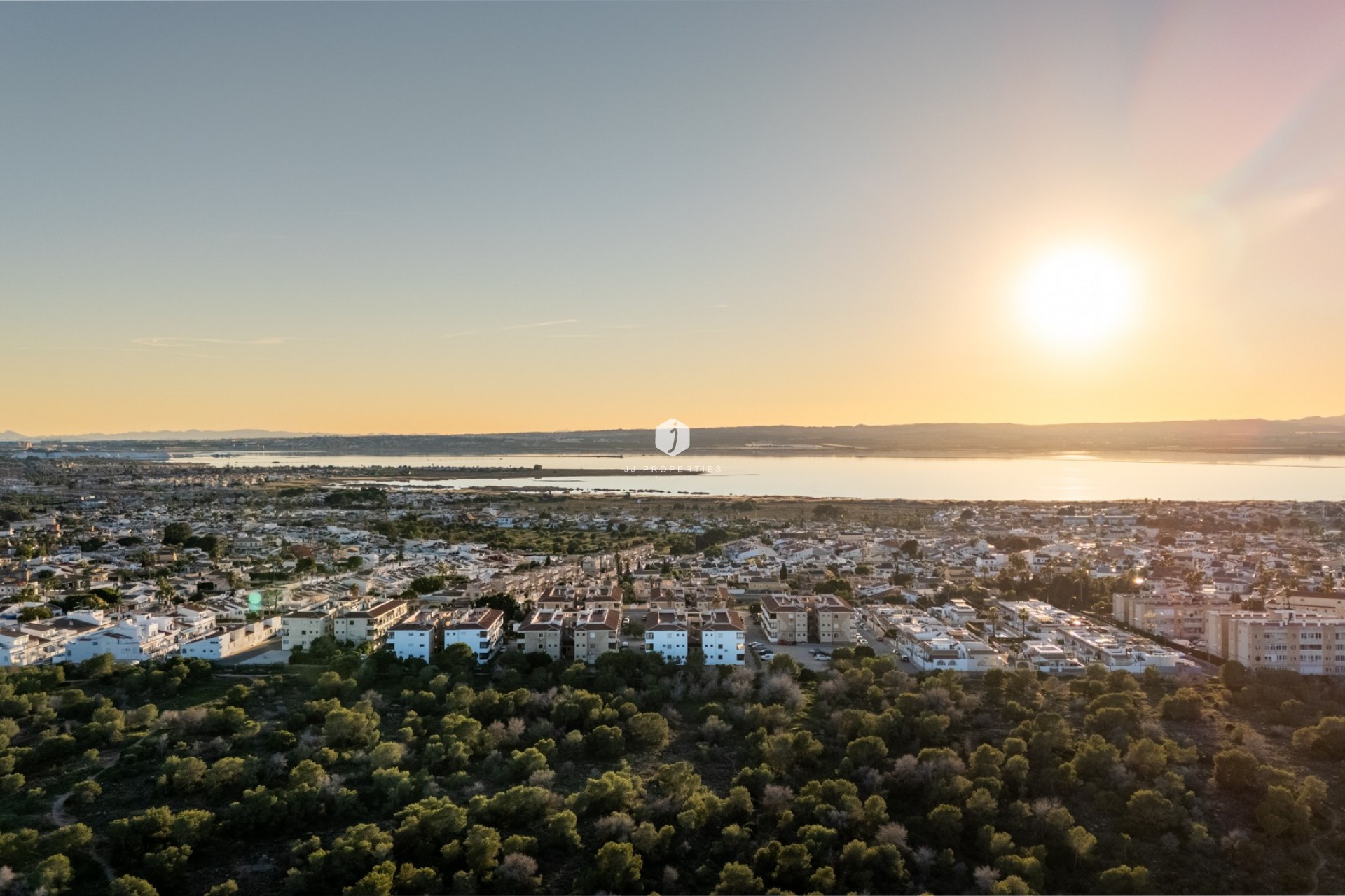 Z drugiej ręki - Mieszkanie w bloku -
Torrevieja - Costa Blanca