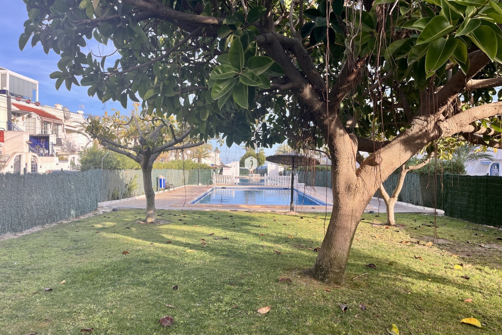 Z drugiej ręki - Mieszkanie w bloku -
Torrevieja - Costa Blanca