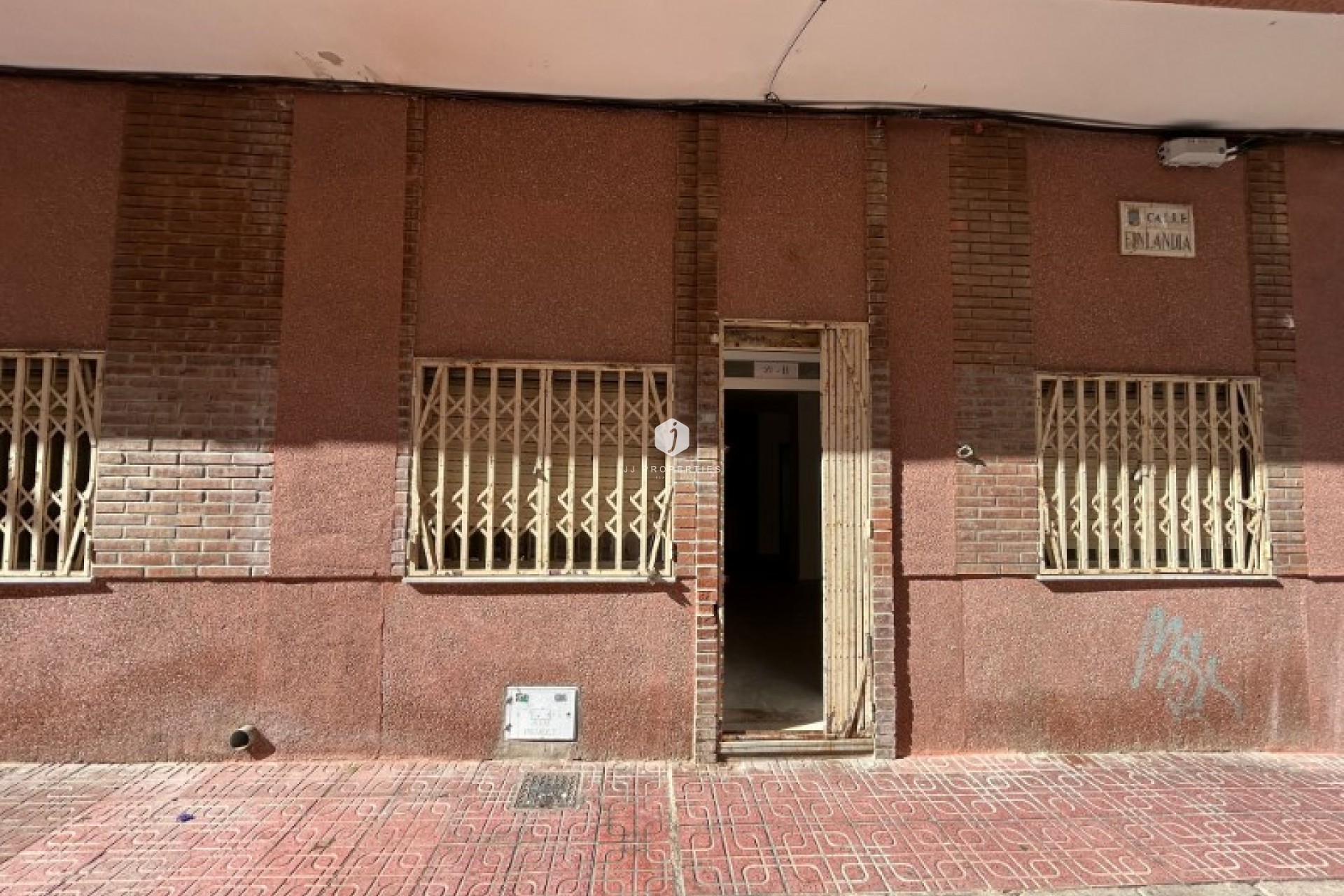 Z drugiej ręki - Mieszkanie w bloku -
Torrevieja - Costa Blanca