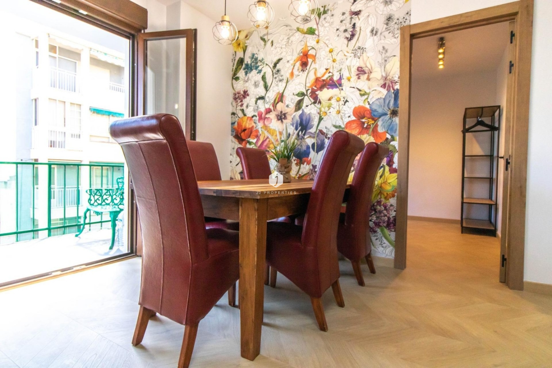 Z drugiej ręki - Mieszkanie w bloku -
Torrevieja - Costa Blanca