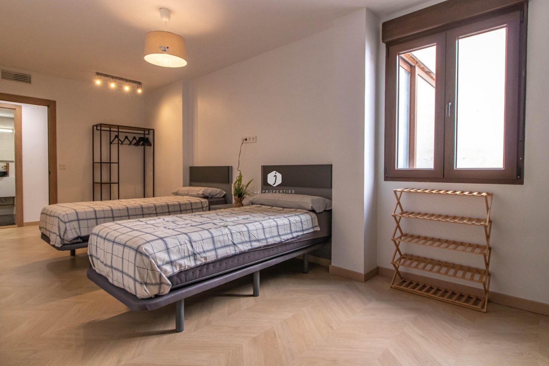 Z drugiej ręki - Mieszkanie w bloku -
Torrevieja - Costa Blanca