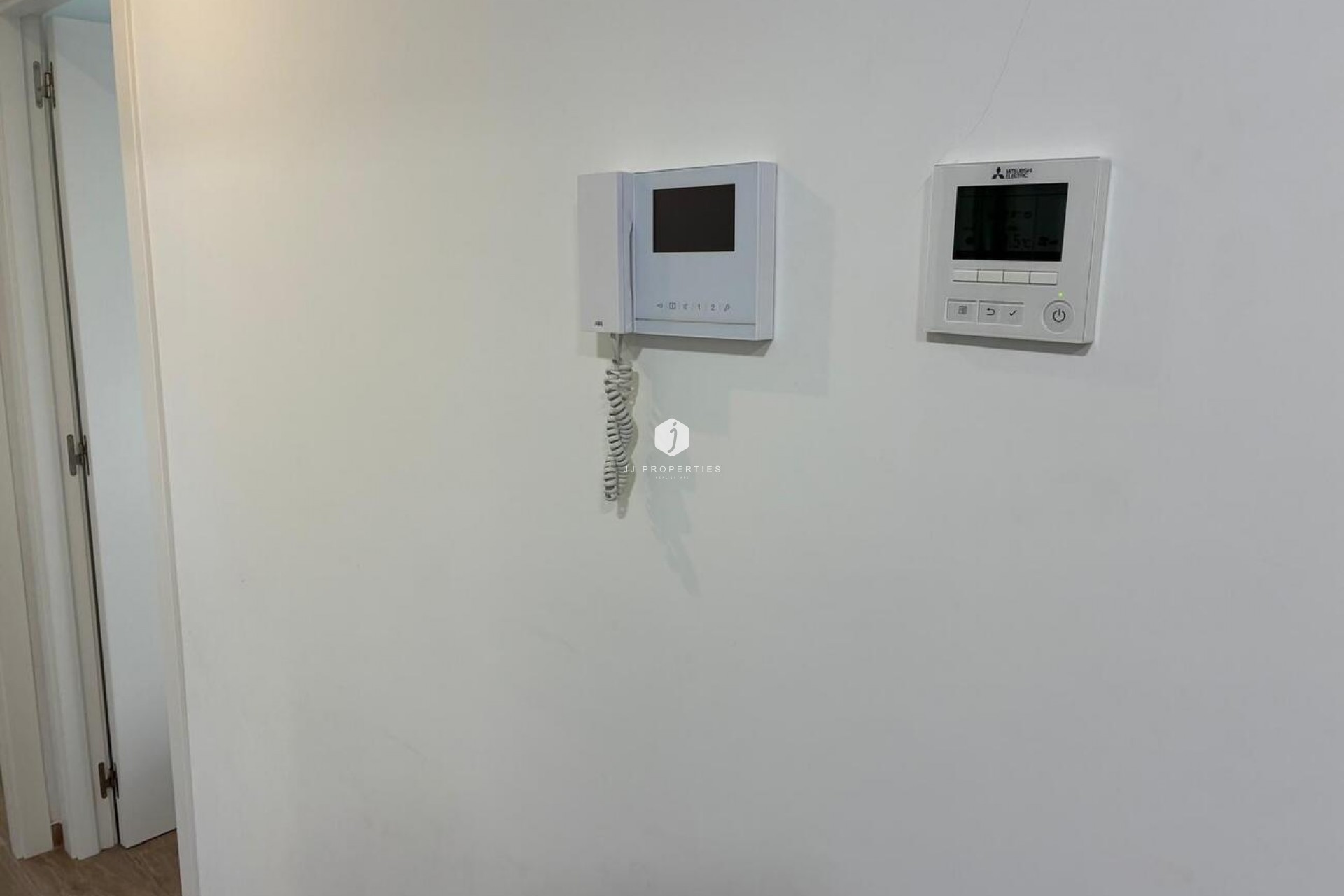 Z drugiej ręki - Mieszkanie w bloku -
Torrevieja - Costa Blanca