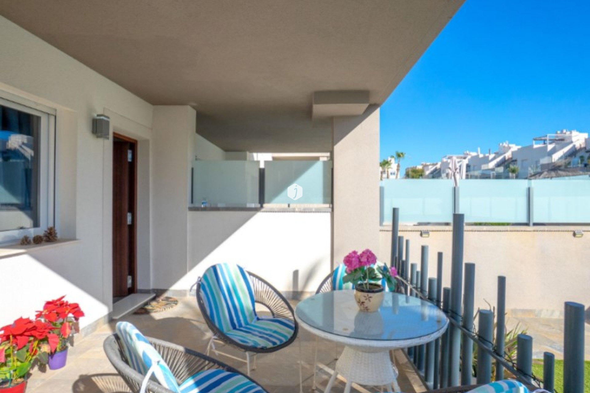 Z drugiej ręki - Mieszkanie w bloku -
Torrevieja - Costa Blanca