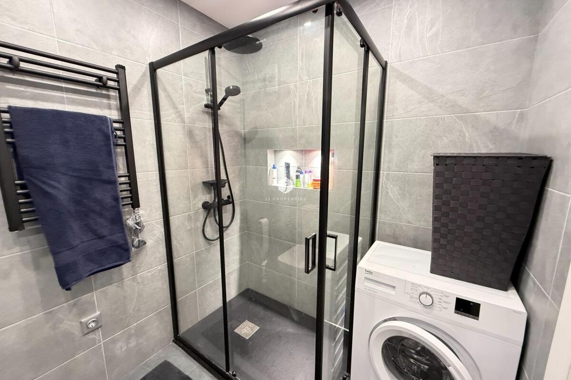 Z drugiej ręki - Mieszkanie w bloku -
Torrevieja - Costa Blanca