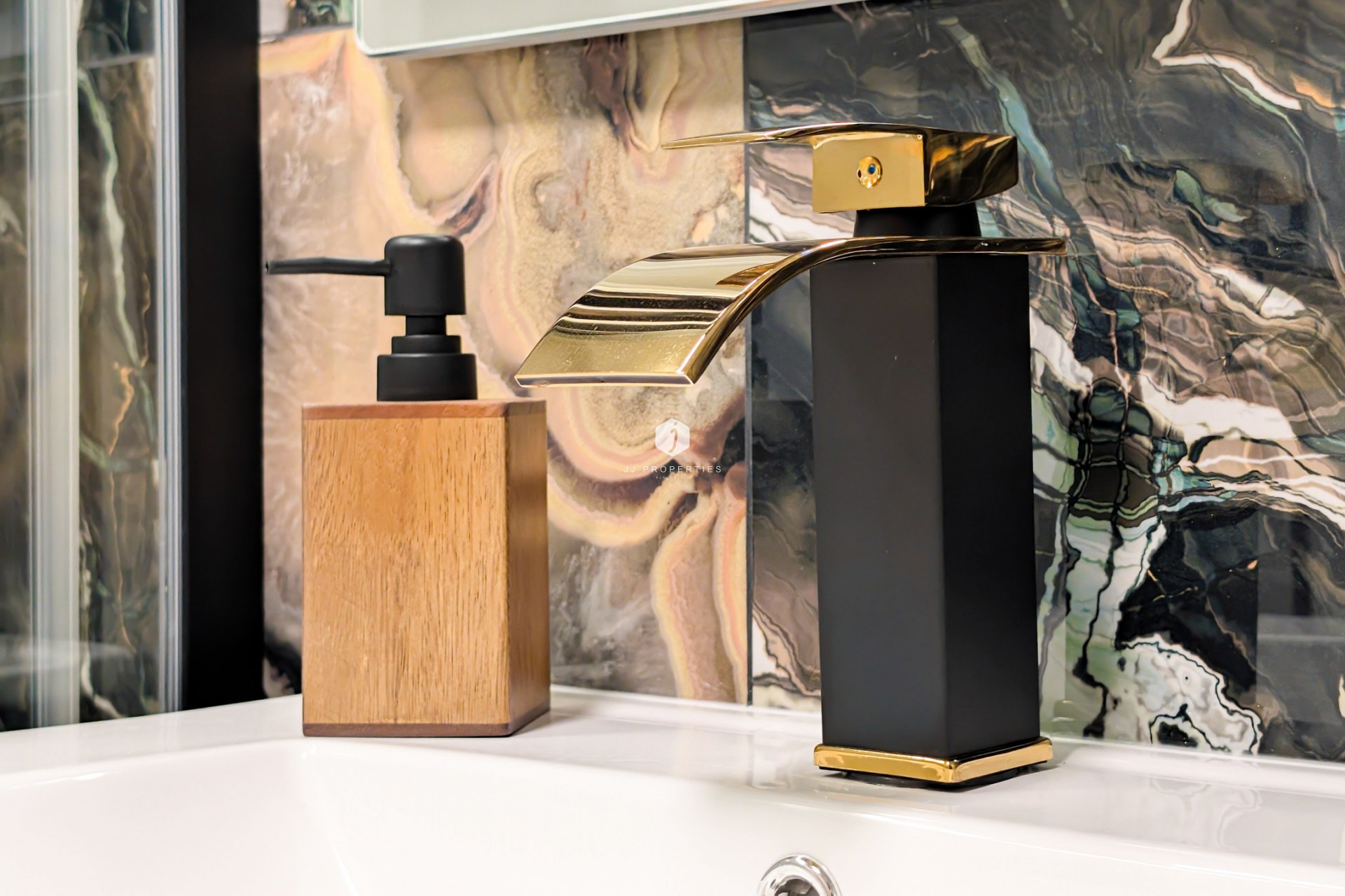 Z drugiej ręki - Mieszkanie w bloku -
Torrevieja - Costa Blanca