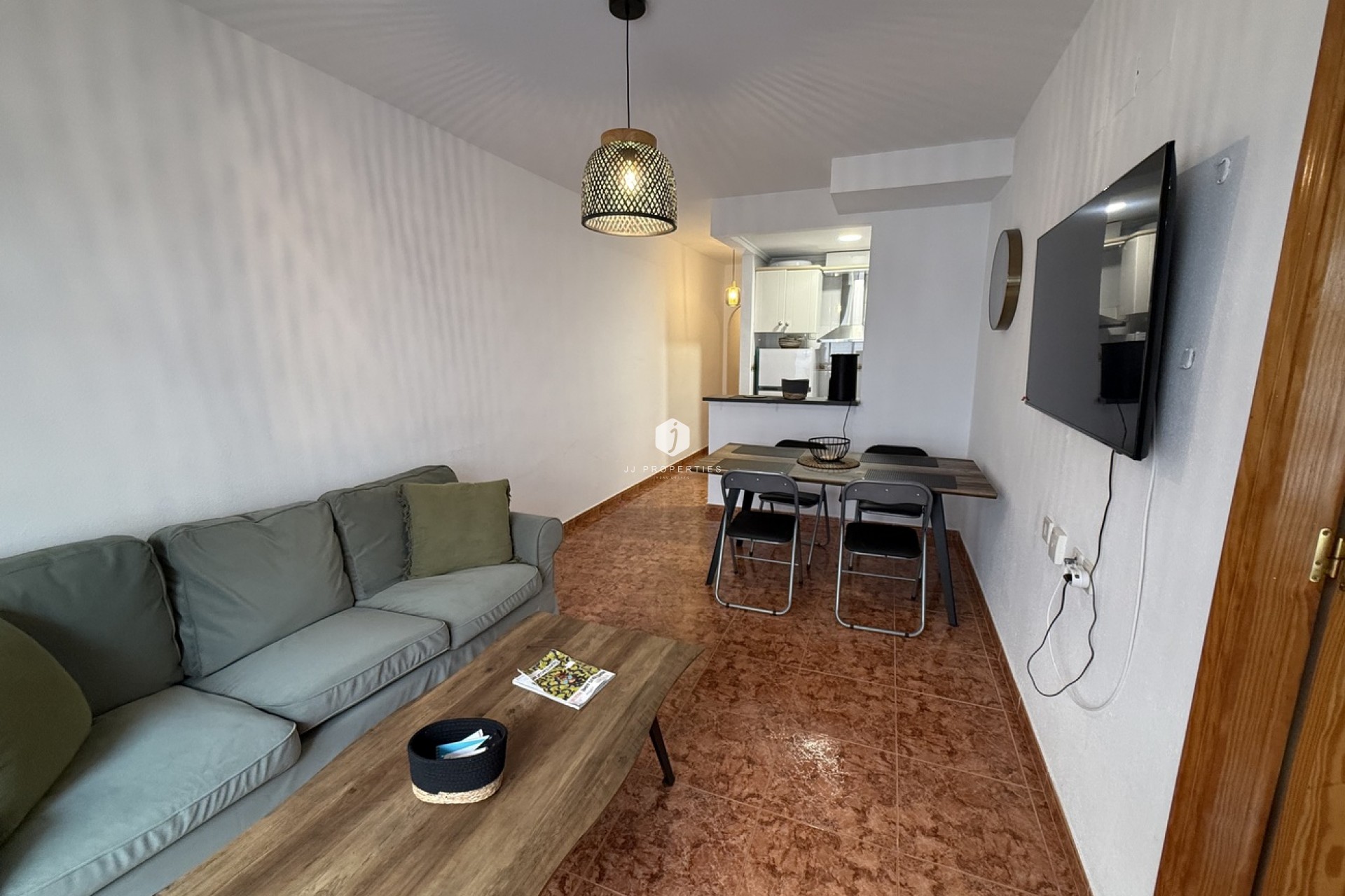 Z drugiej ręki - Mieszkanie w bloku -
Torrevieja - Costa Blanca