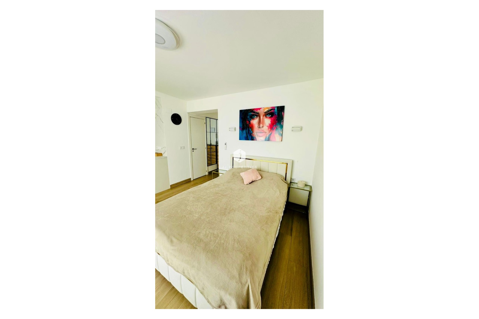 Z drugiej ręki - Mieszkanie w bloku -
Torrevieja - Costa Blanca