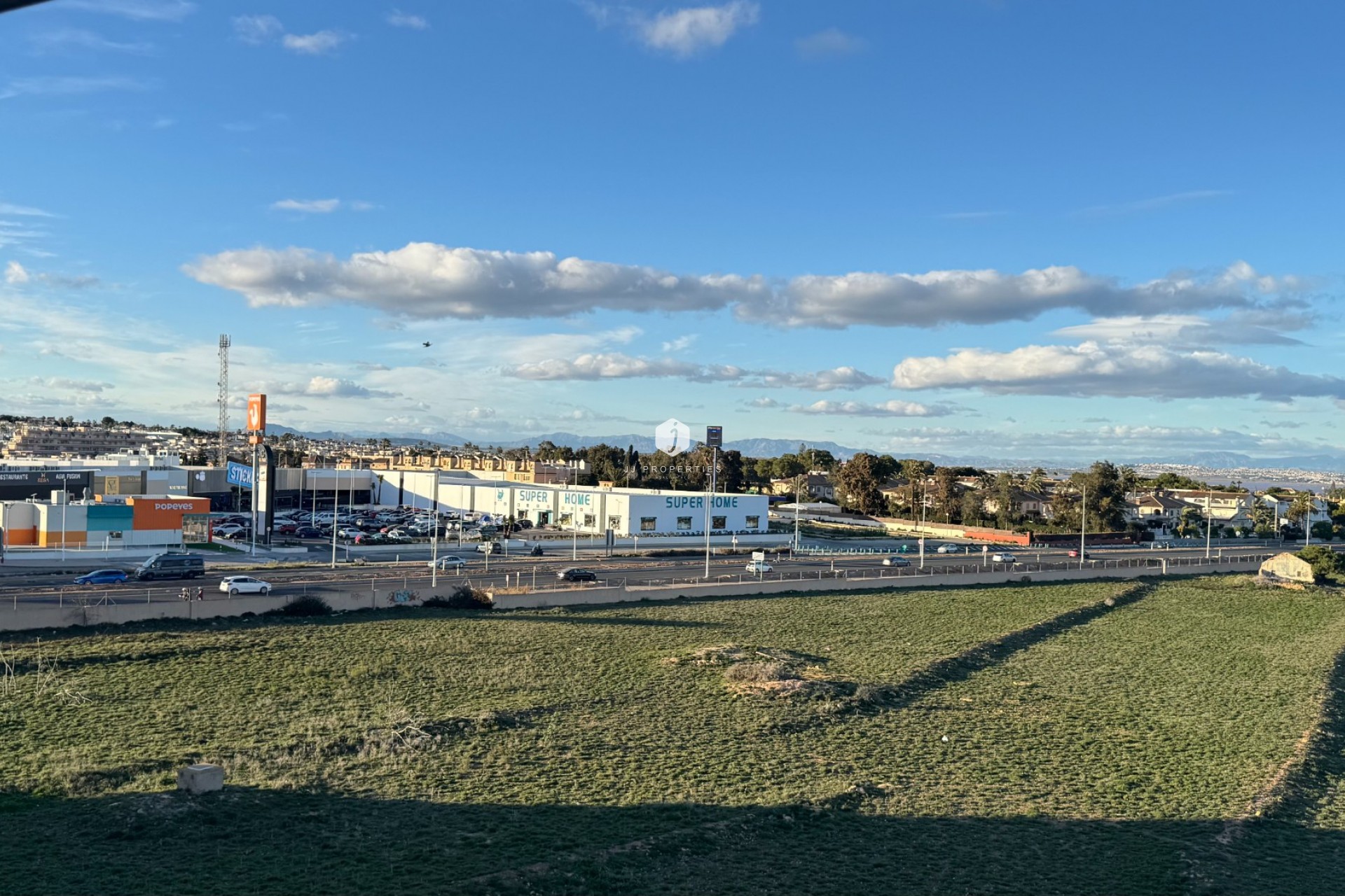 Z drugiej ręki - Mieszkanie w bloku -
Torrevieja - Costa Blanca