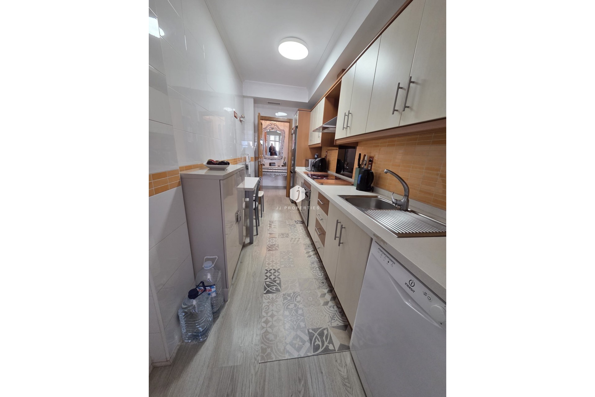 Z drugiej ręki - Mieszkanie w bloku -
Torrevieja - Costa Blanca