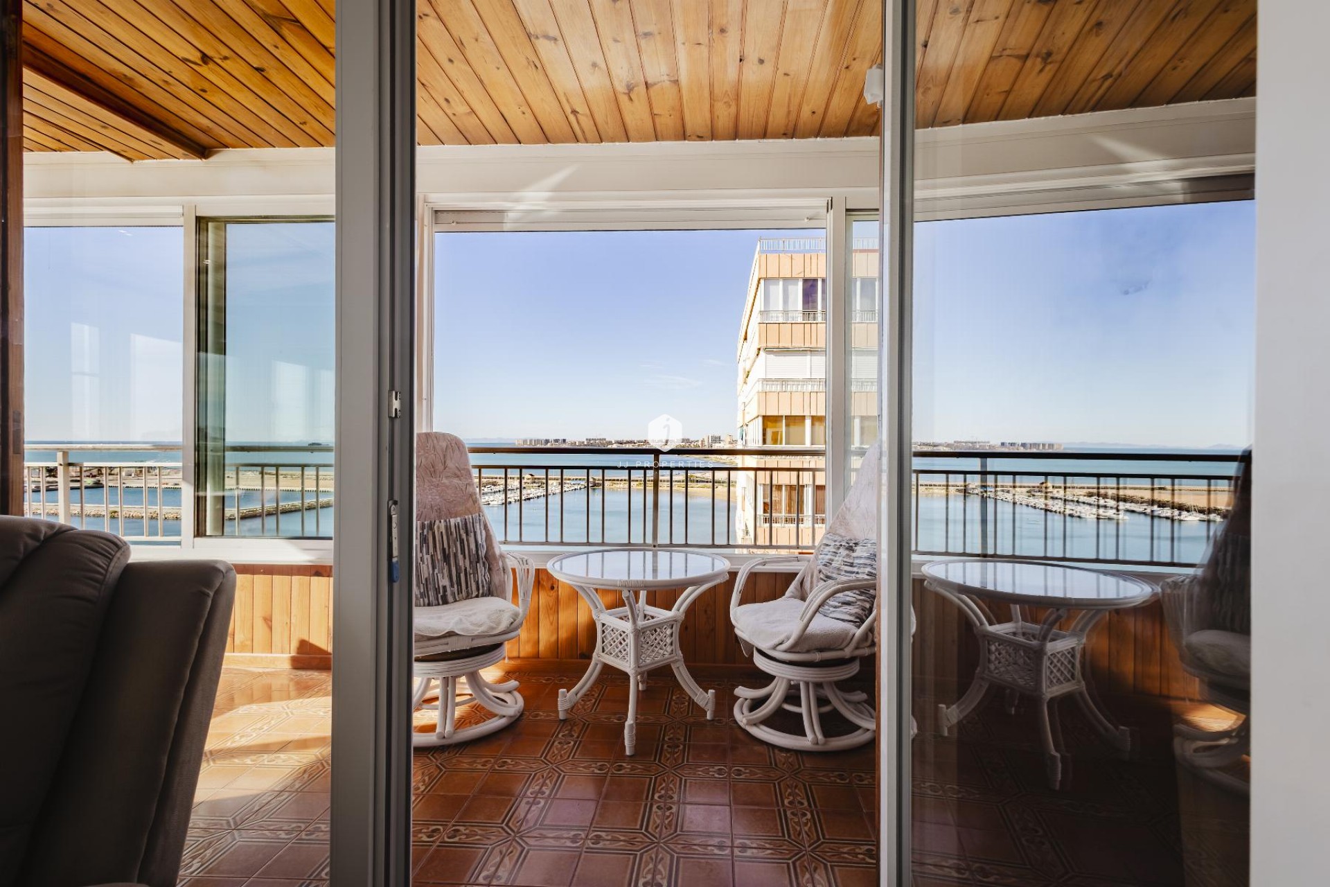 Z drugiej ręki - Mieszkanie w bloku -
Torrevieja - Costa Blanca