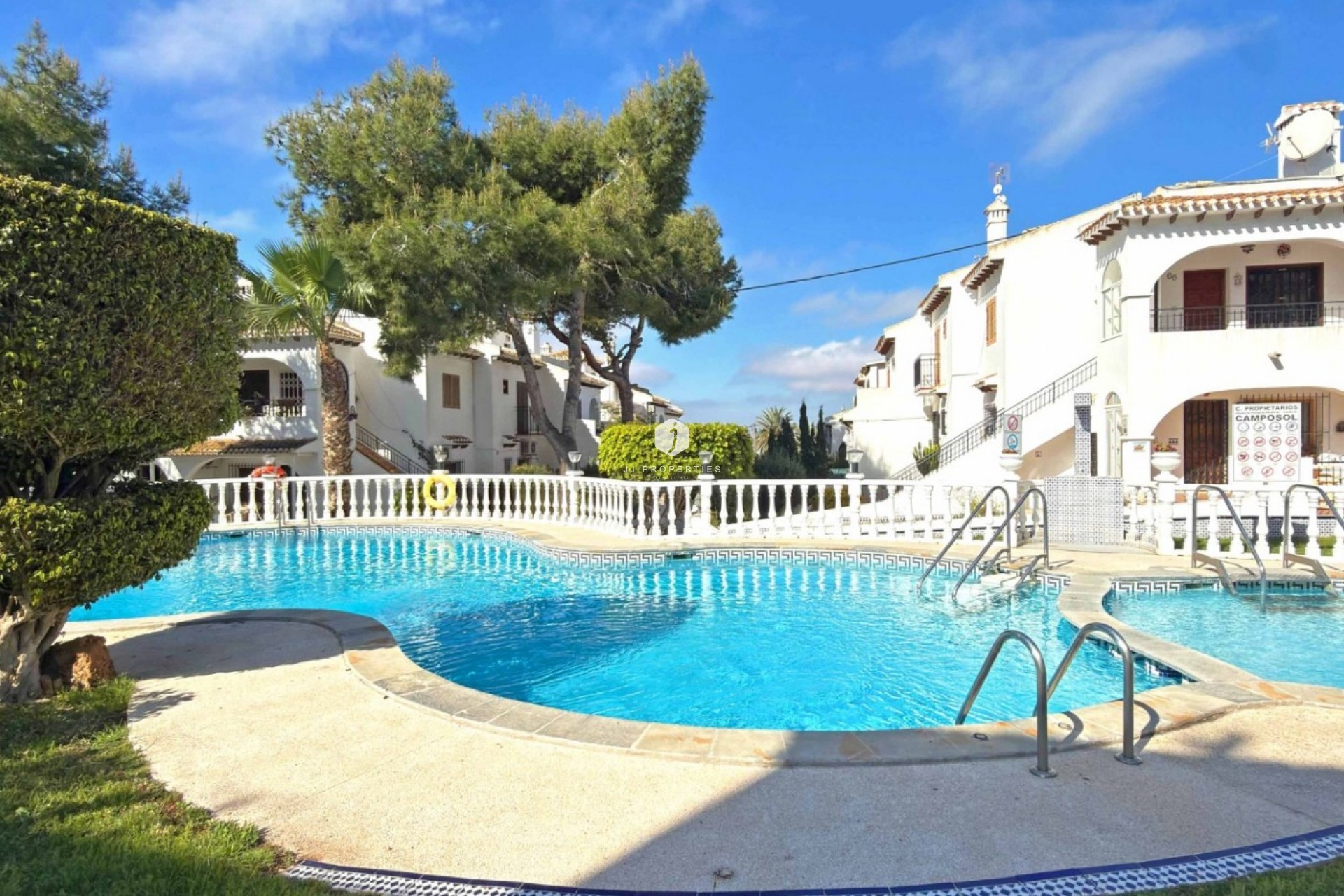 Z drugiej ręki - Mieszkanie w bloku -
Torrevieja - Costa Blanca