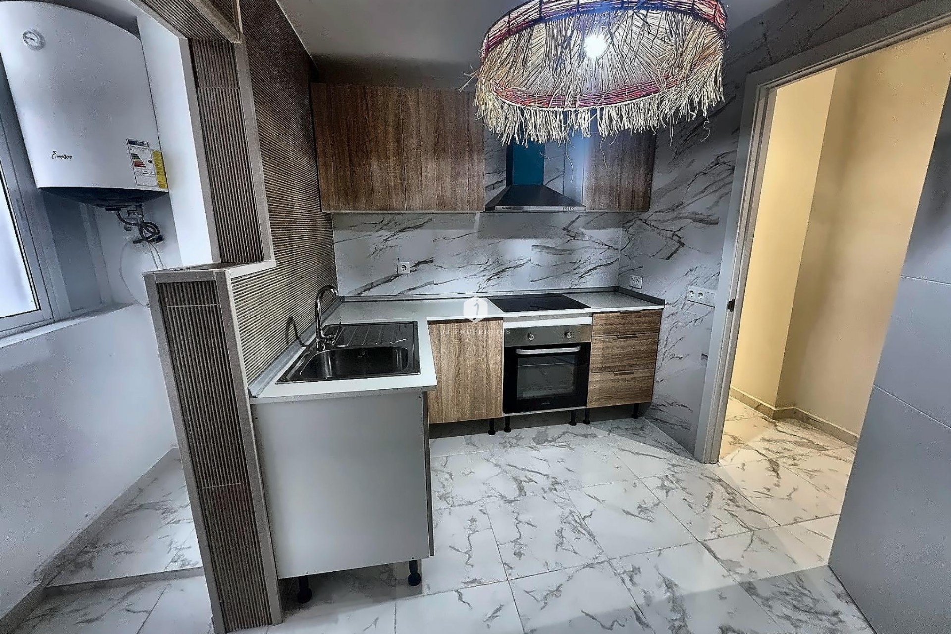 Z drugiej ręki - Mieszkanie w bloku -
Torrevieja - Costa Blanca