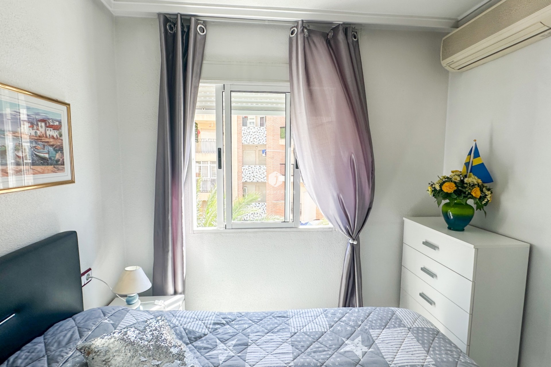 Z drugiej ręki - Mieszkanie w bloku -
Torrevieja - Costa Blanca