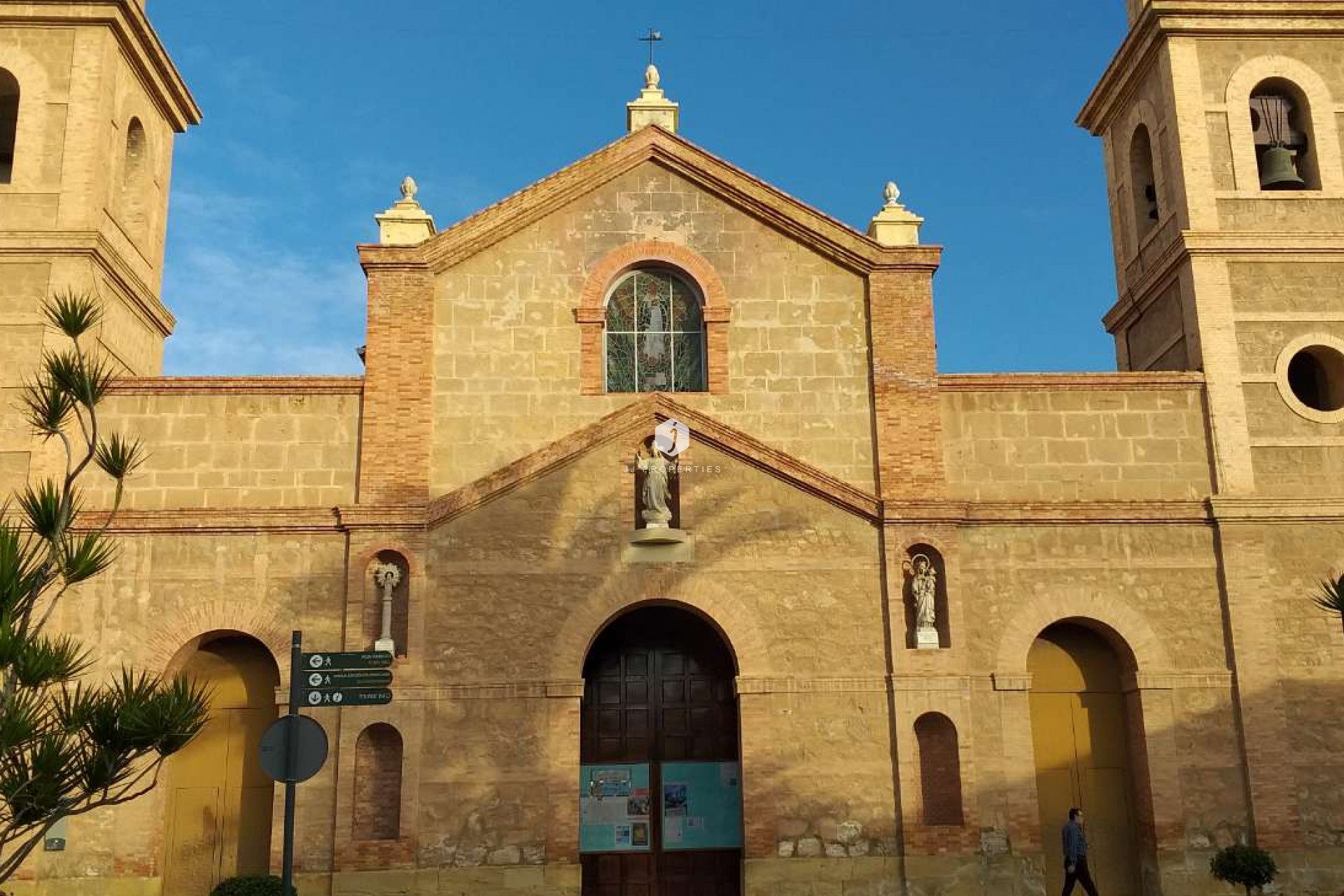 Z drugiej ręki - Mieszkanie w bloku -
Torrevieja - Costa Blanca