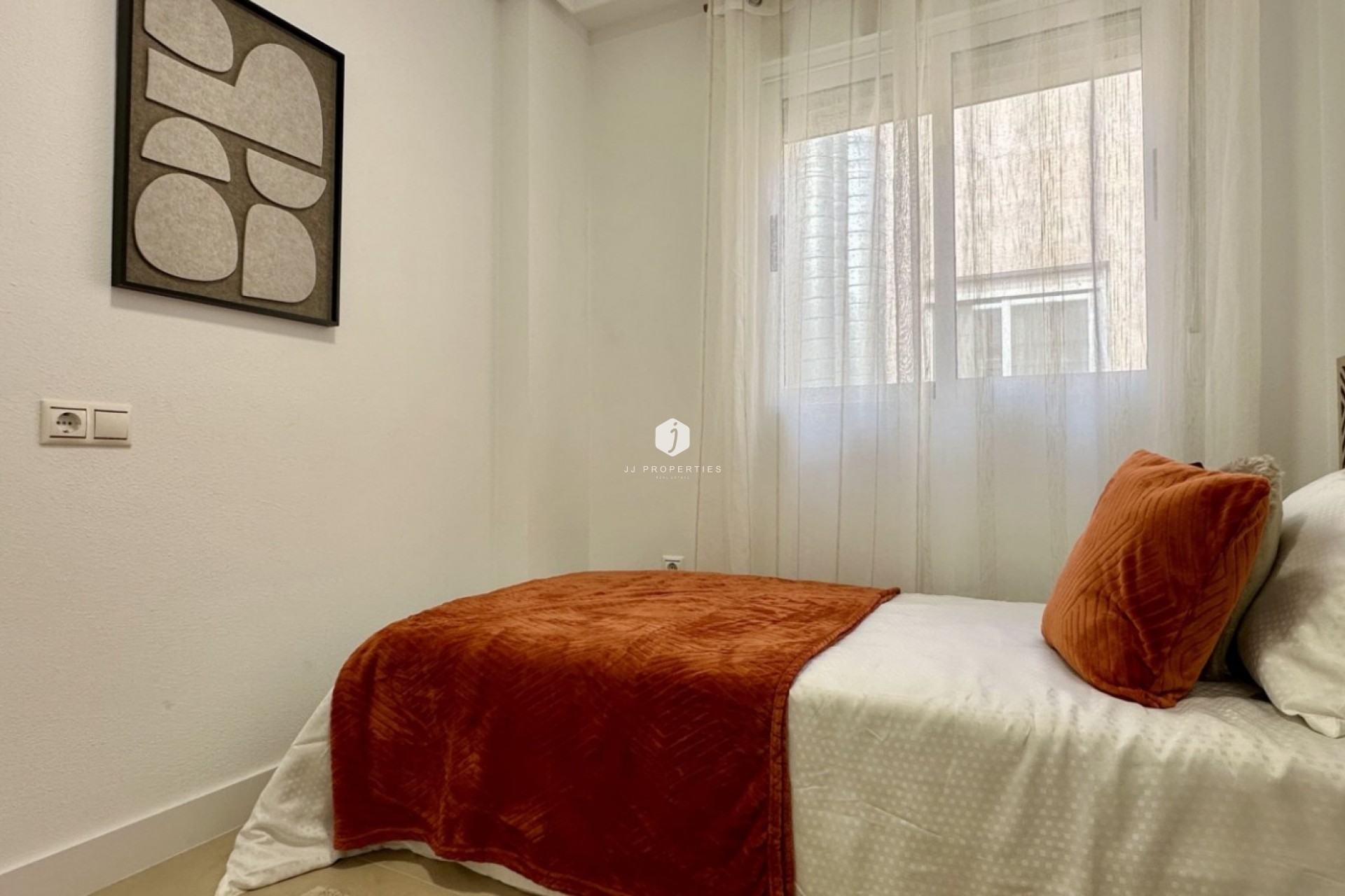 Z drugiej ręki - Mieszkanie w bloku -
Torrevieja - Costa Blanca
