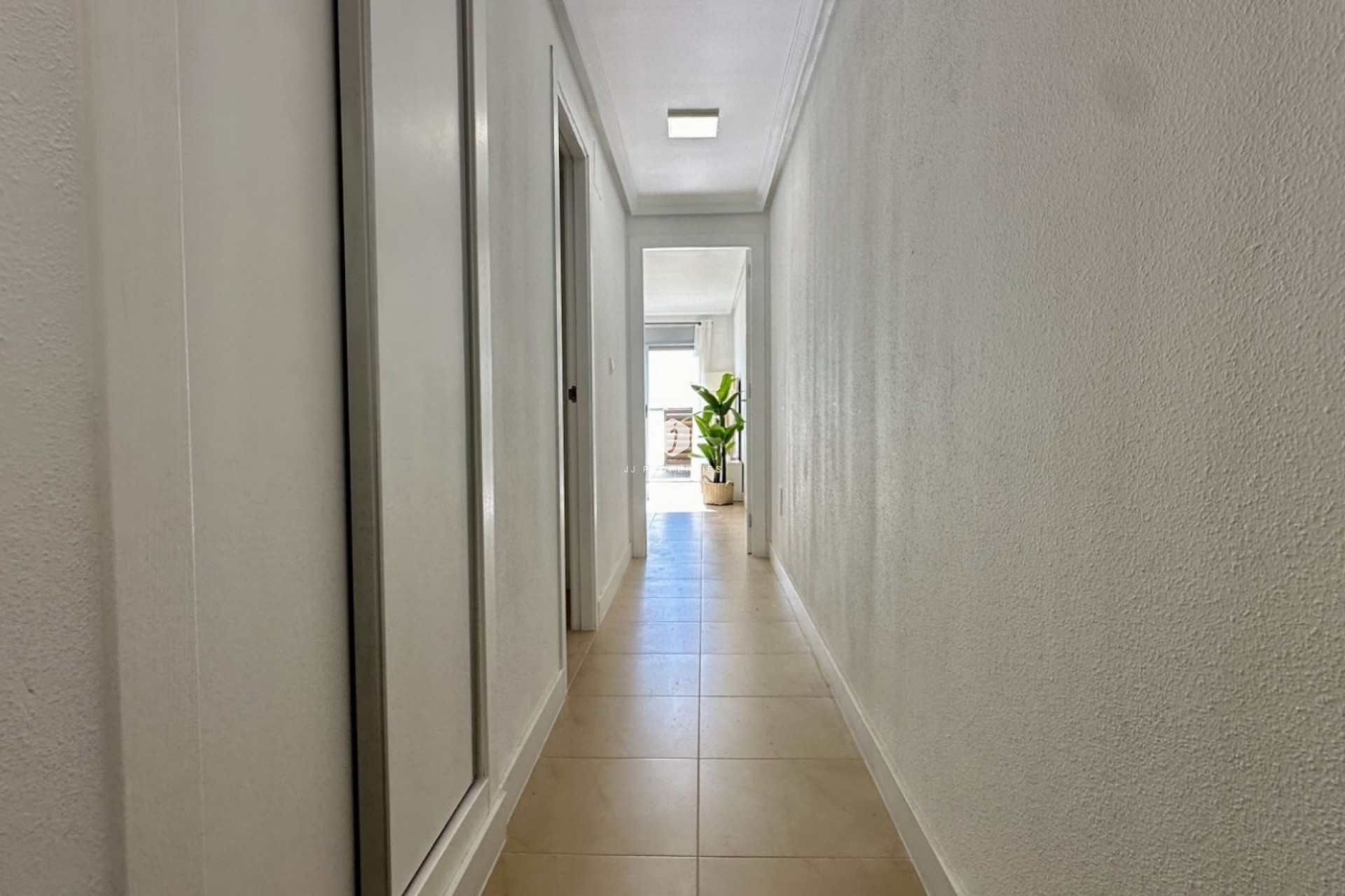 Z drugiej ręki - Mieszkanie w bloku -
Torrevieja - Costa Blanca