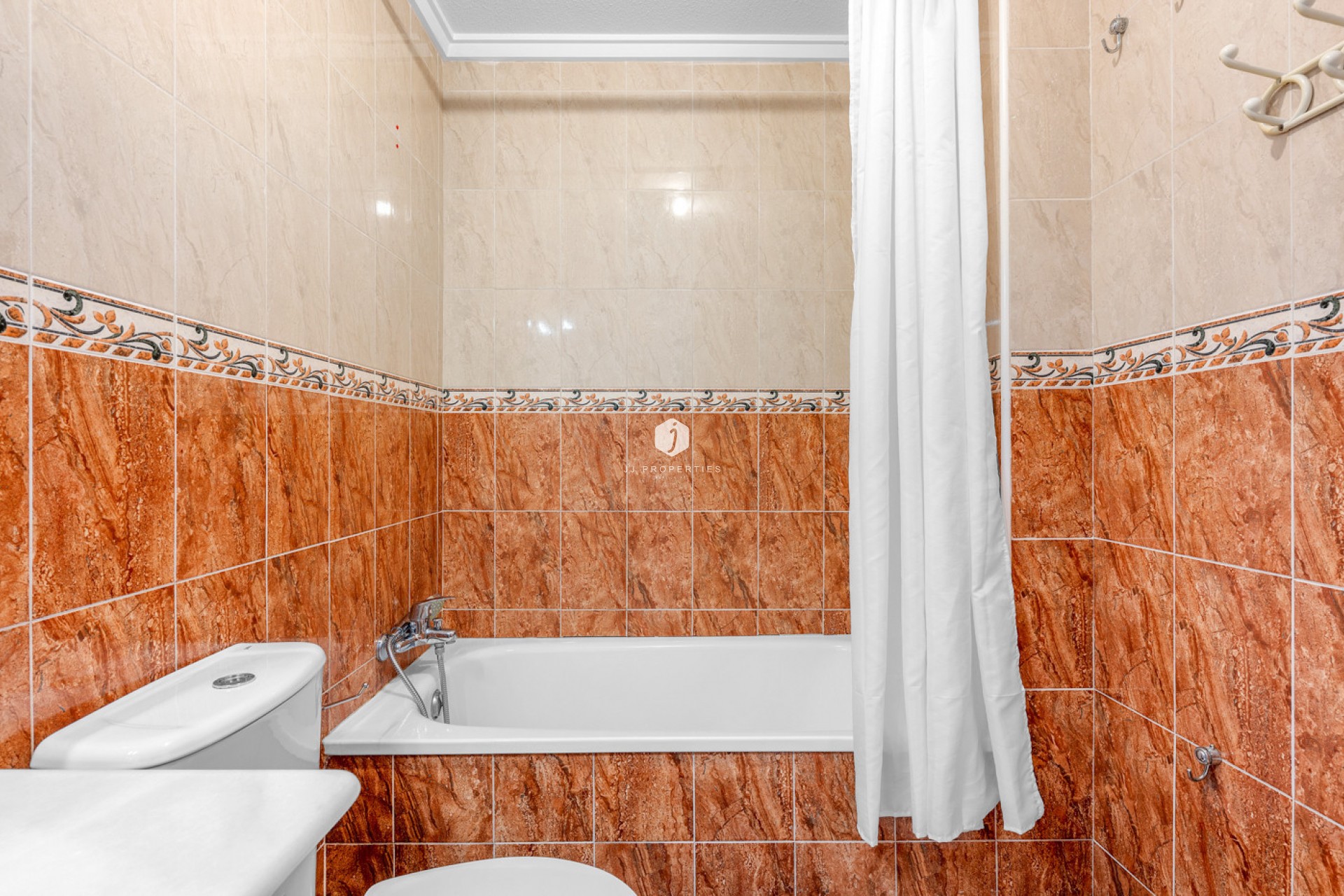 Z drugiej ręki - Mieszkanie w bloku -
Torrevieja - Costa Blanca