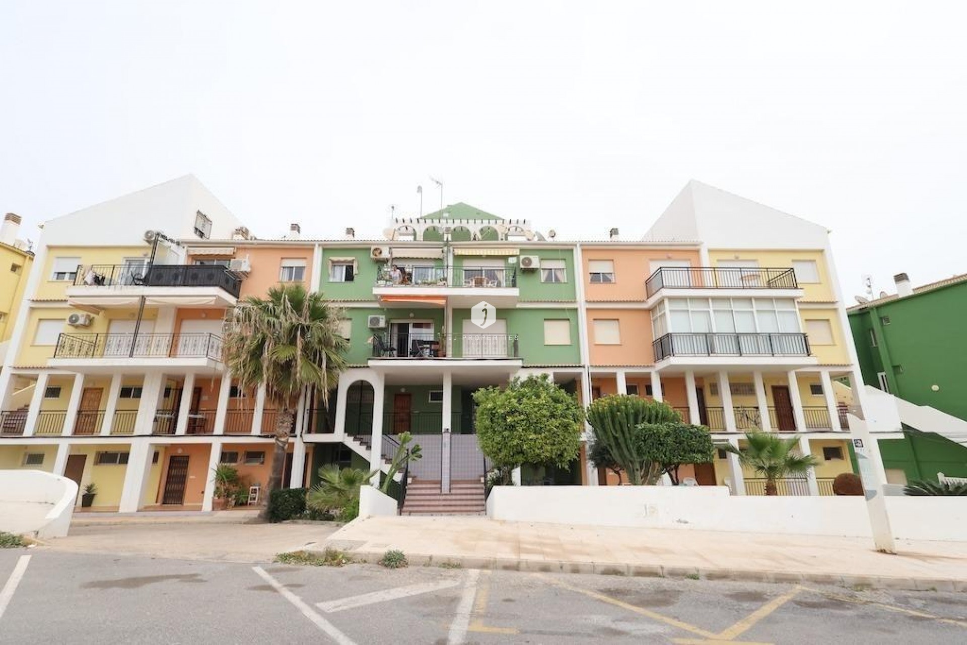 Z drugiej ręki - Mieszkanie w bloku -
Torrevieja - Costa Blanca