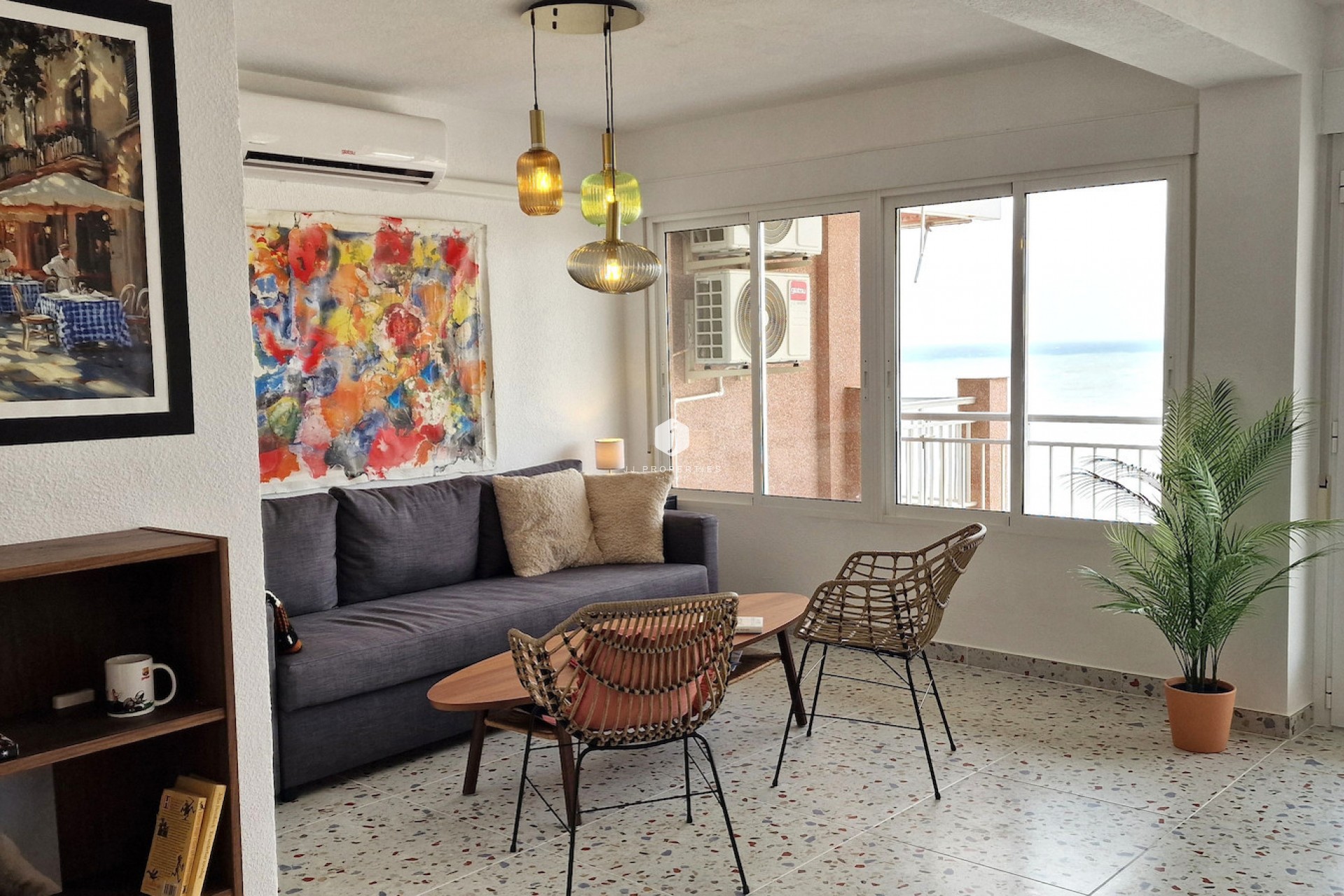 Z drugiej ręki - Mieszkanie w bloku -
Torrevieja - Costa Blanca