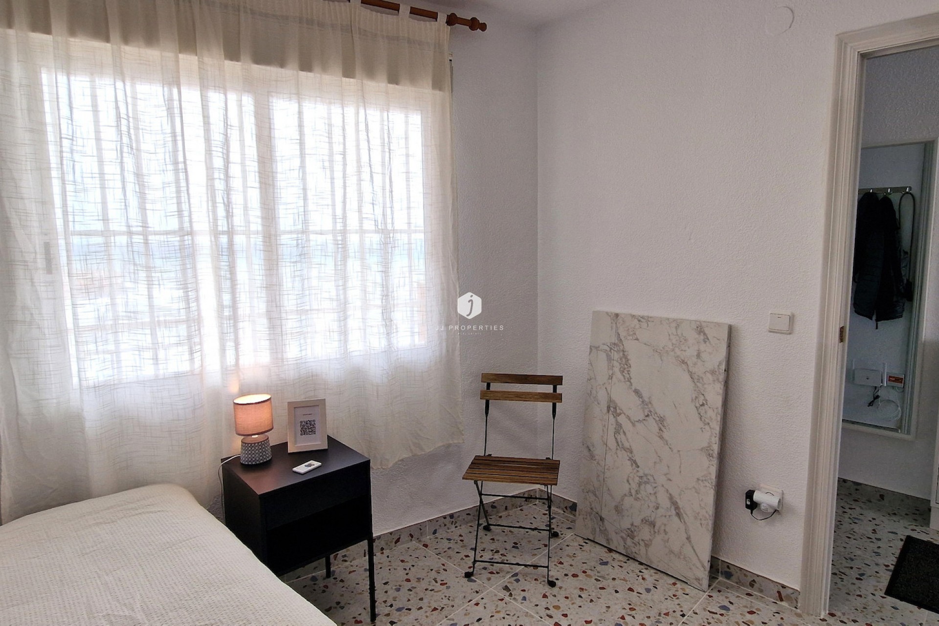Z drugiej ręki - Mieszkanie w bloku -
Torrevieja - Costa Blanca